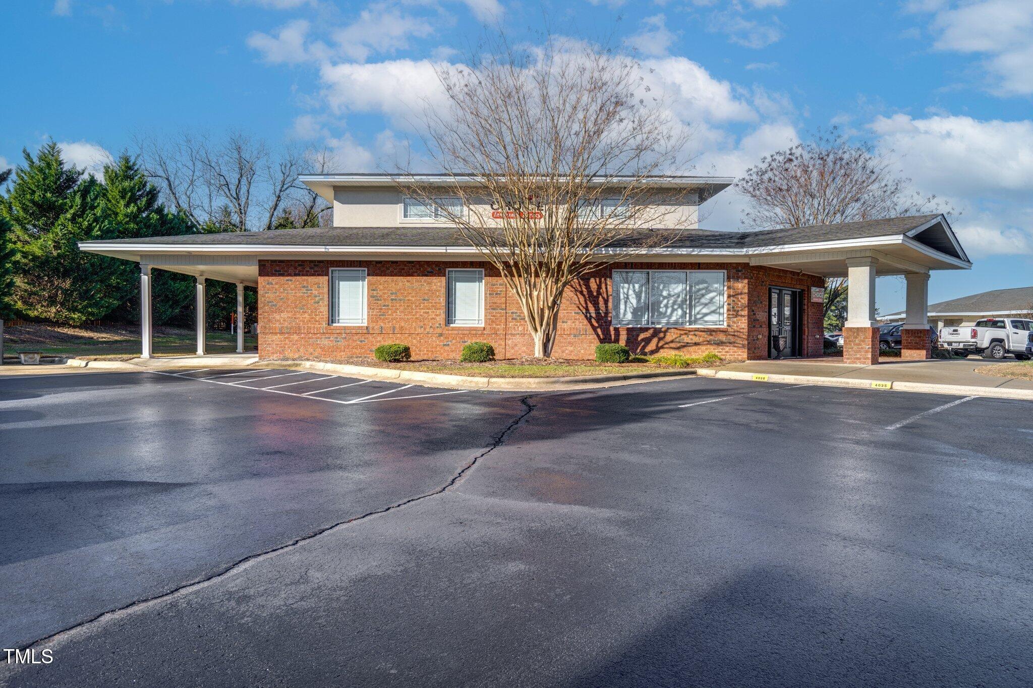 4025 Capital Drive Property Photo 3