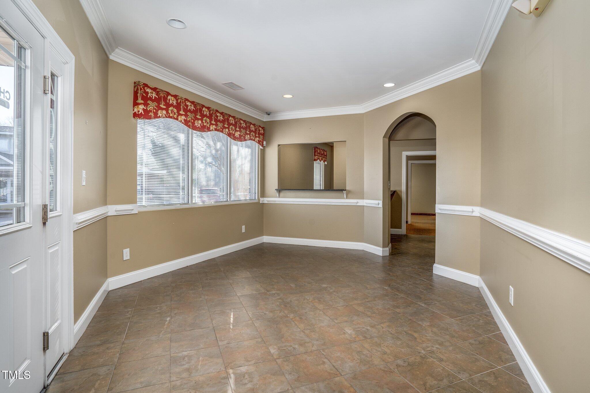 4025 Capital Drive Property Photo 7