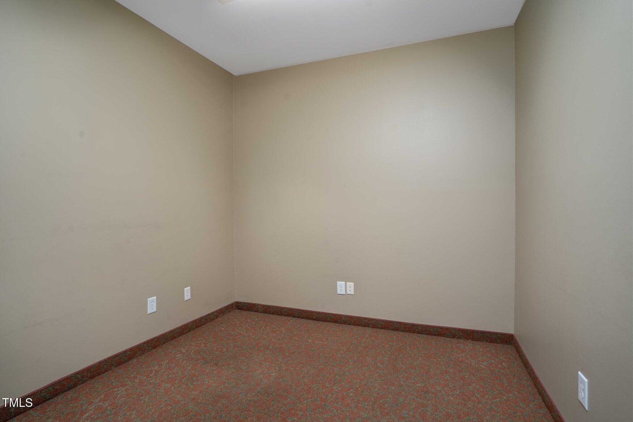 4025 Capital Drive Property Photo 12