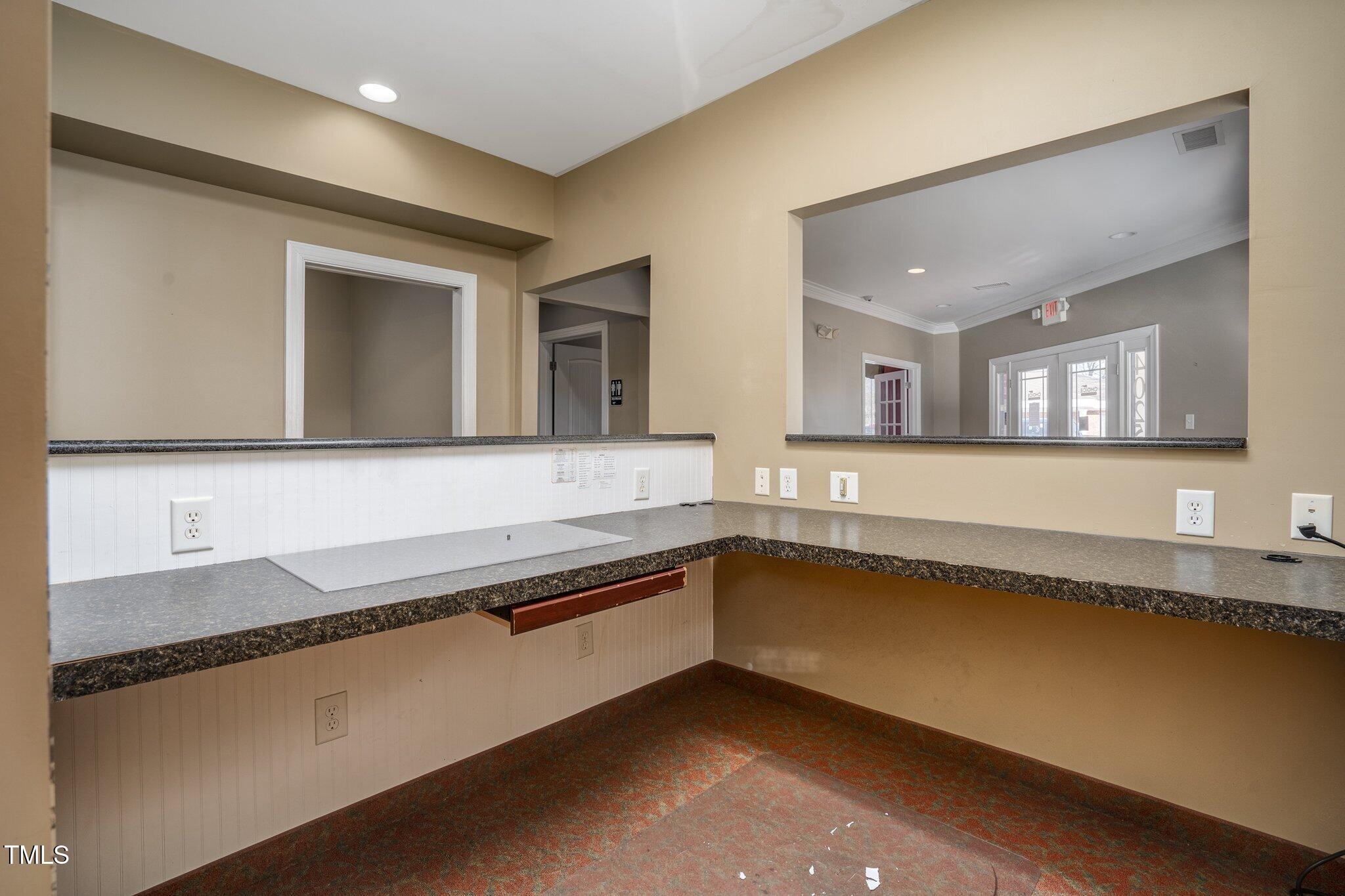 4025 Capital Drive Property Photo 14
