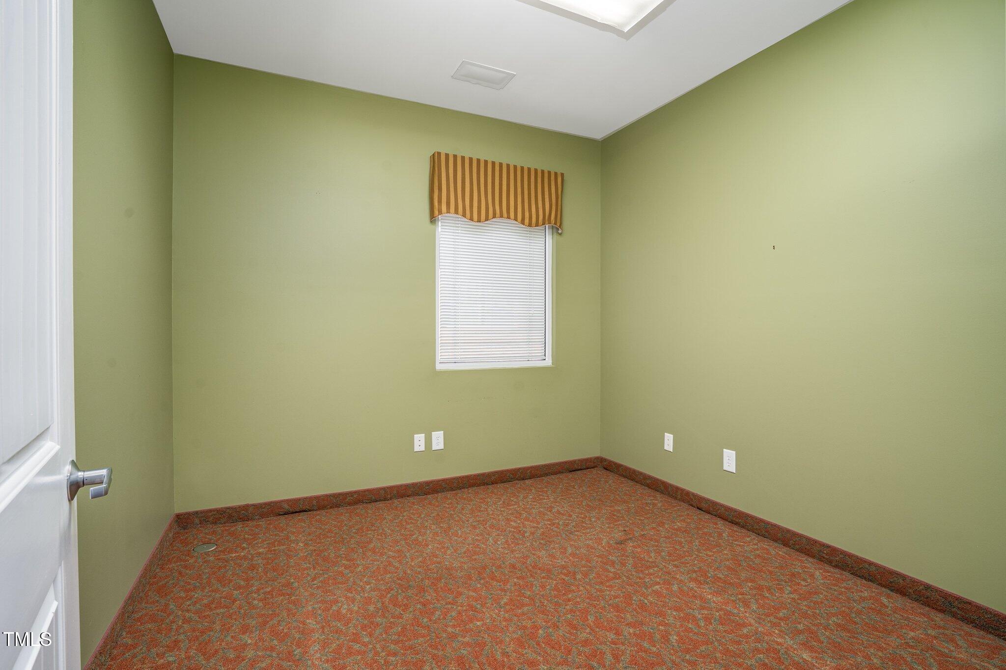 4025 Capital Drive Property Photo 23