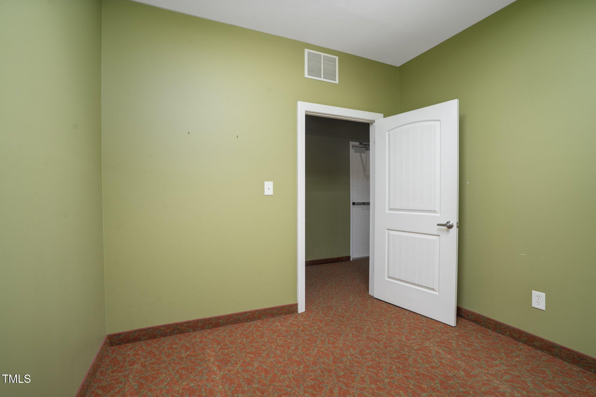 4025 Capital Drive Property Photo 24