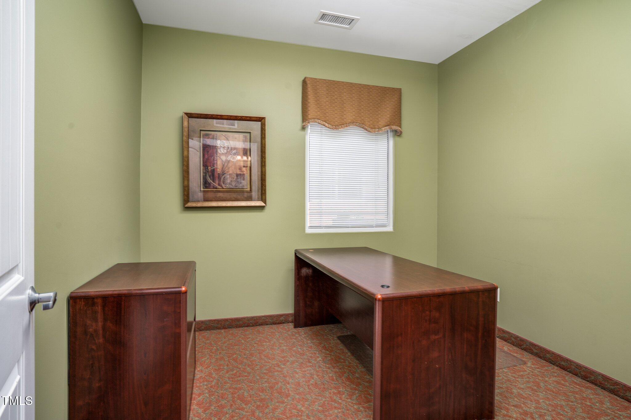 4025 Capital Drive Property Photo 25
