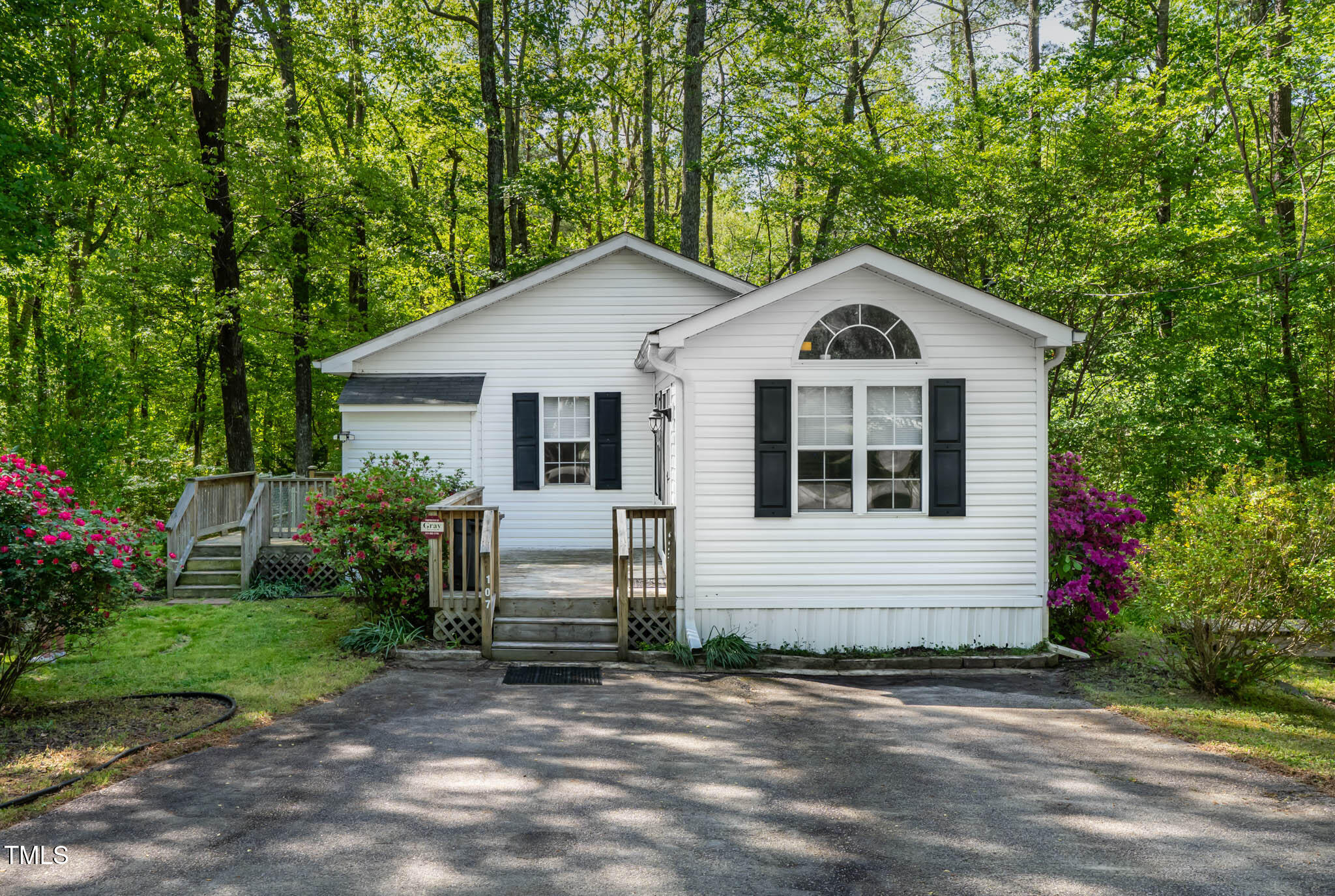 107 Piquot Drive Property Photo