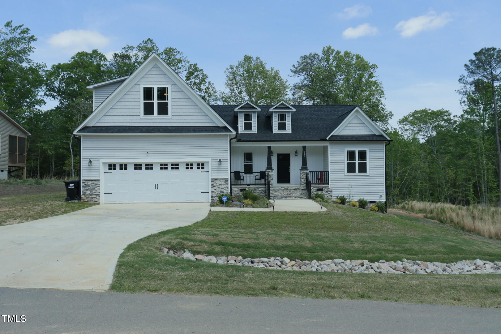 395 Carolina Landing Drive Property Photo 1