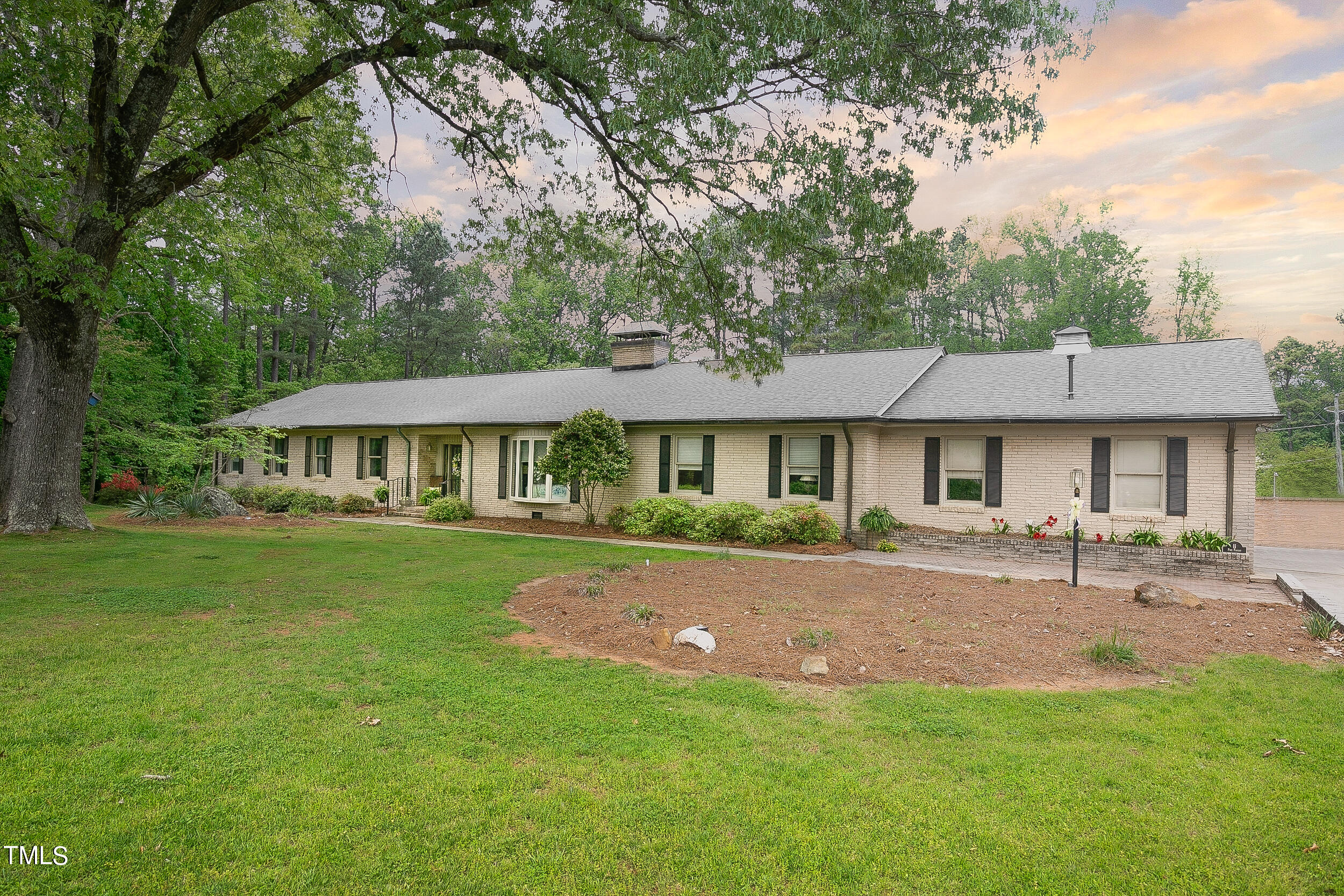 11 Pine Forest Drive Property Photo 3