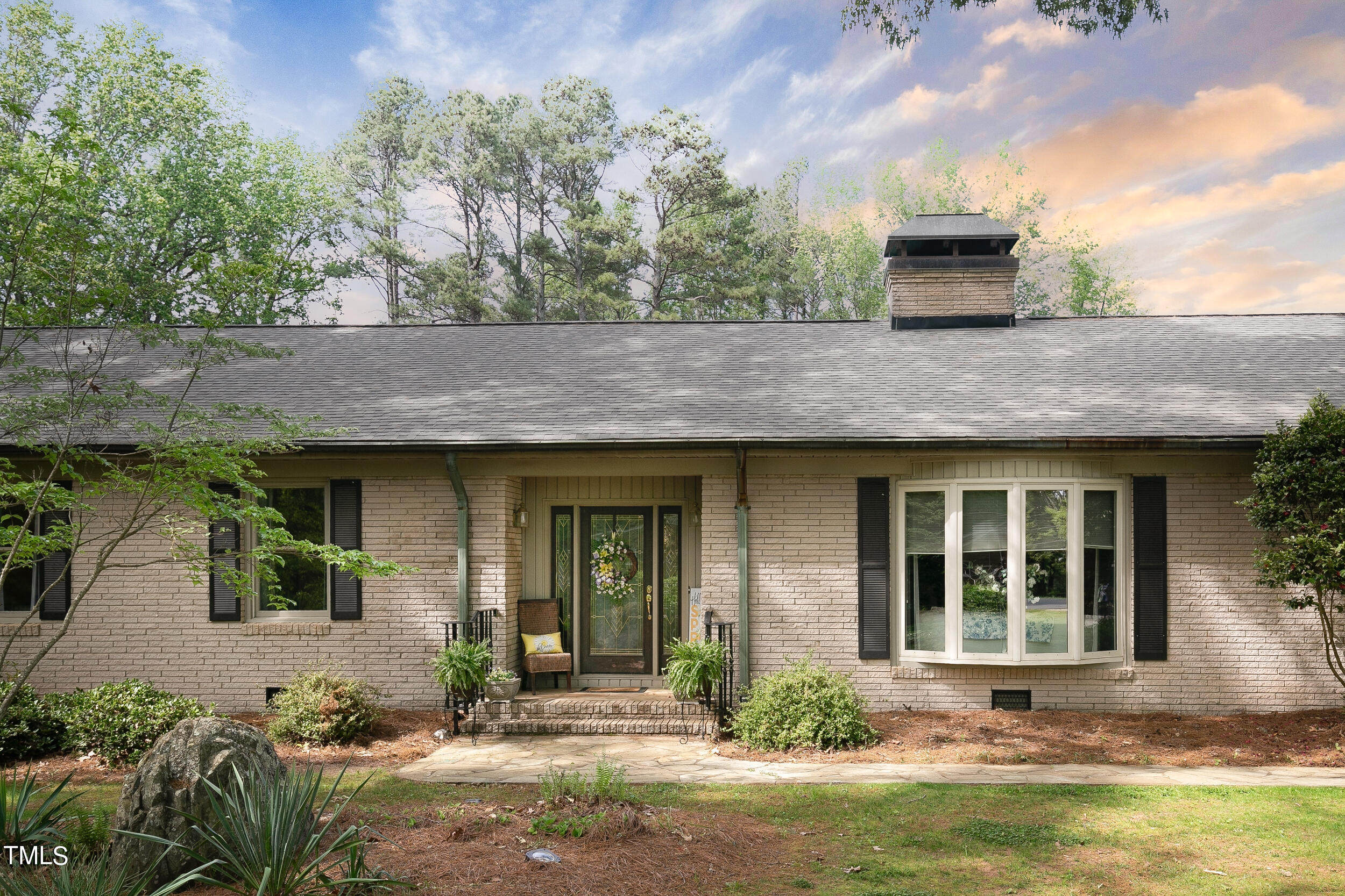 11 Pine Forest Drive Property Photo 5