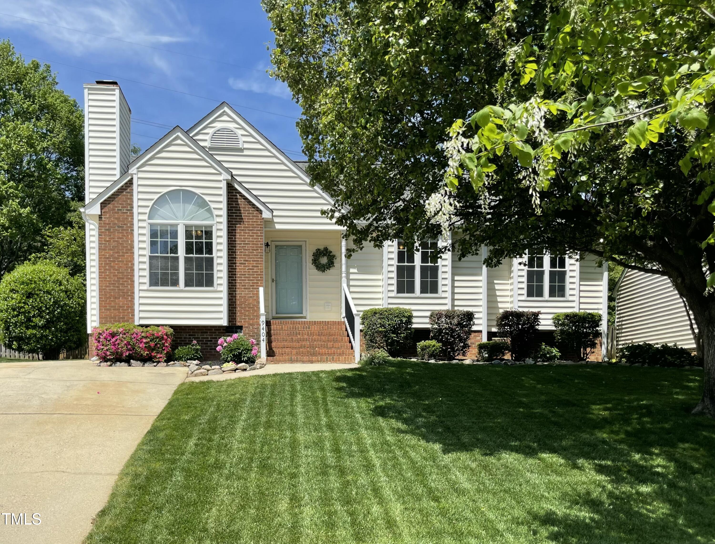 9404 Dawnshire Road Property Photo