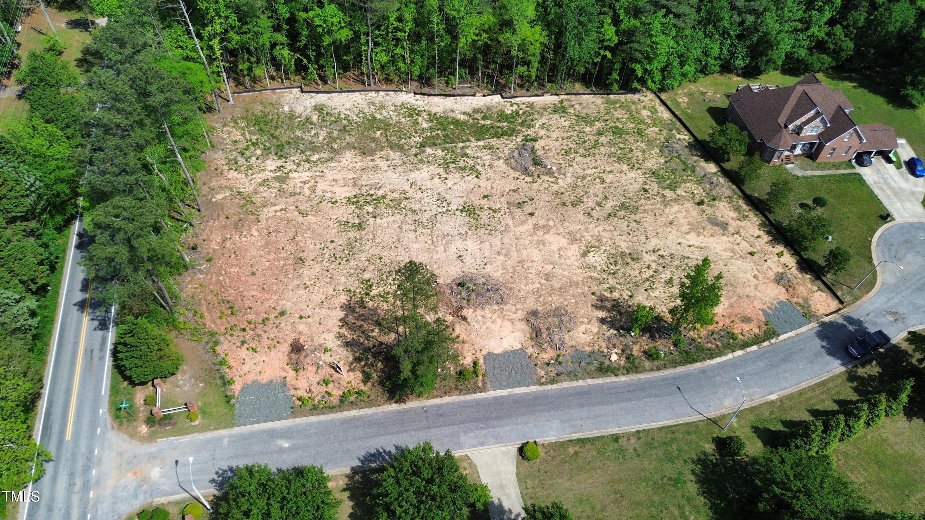 7909 Independent Court Property Photo 3