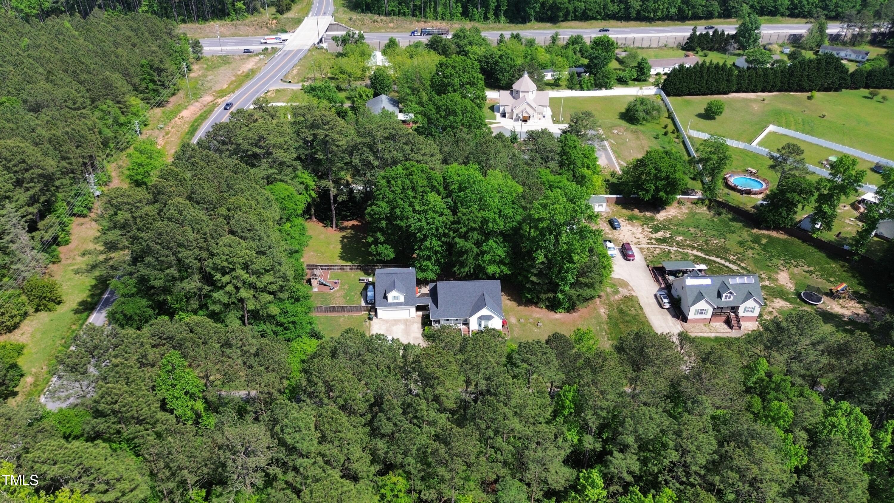 7909 Independent Court Property Photo 10