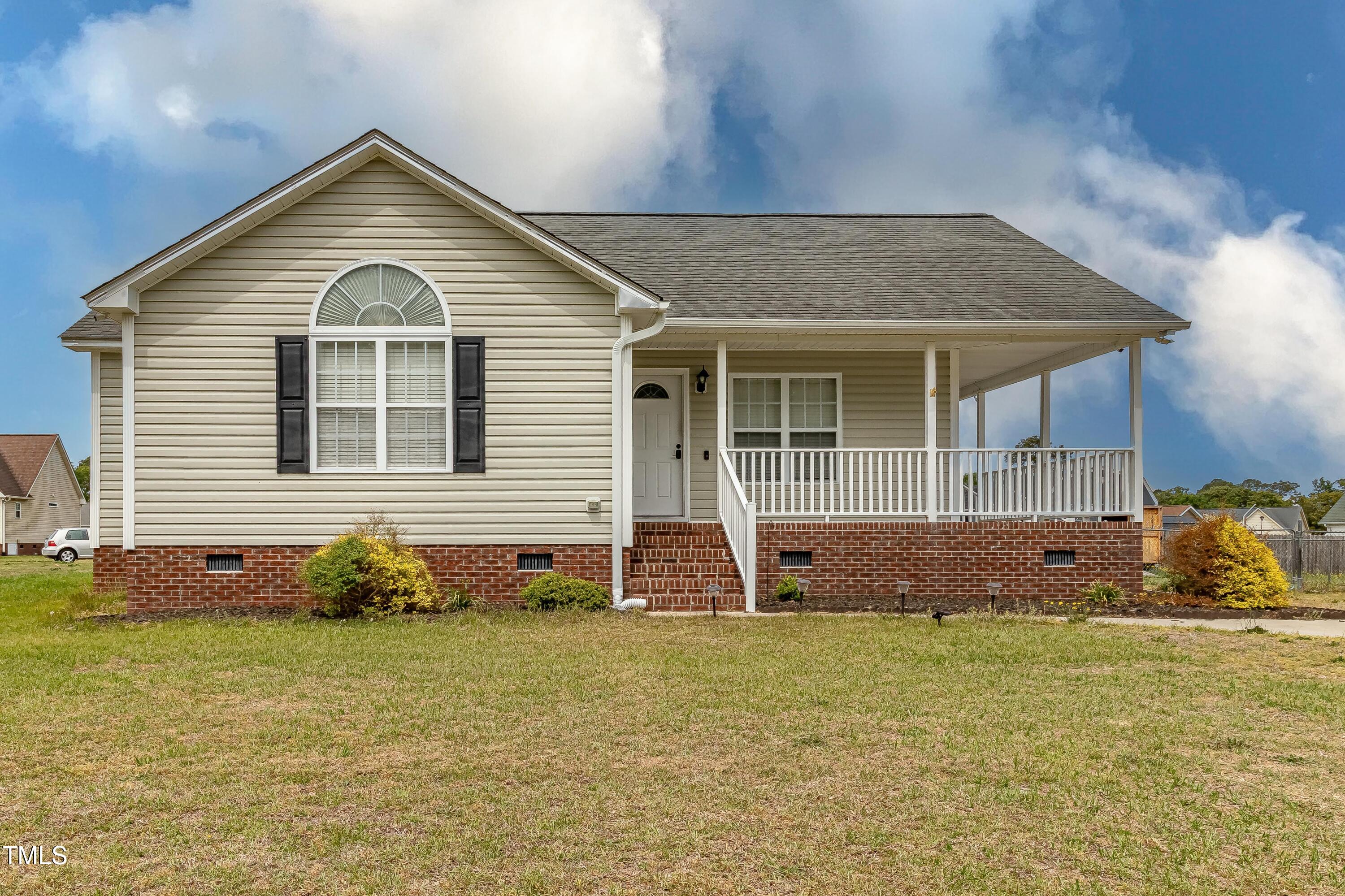 Wayne- Spring Creek Real Estate Listings Main Image