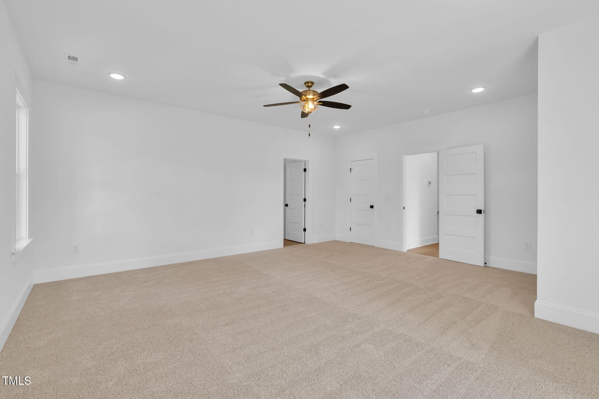 15 Independence Drive Property Photo 31