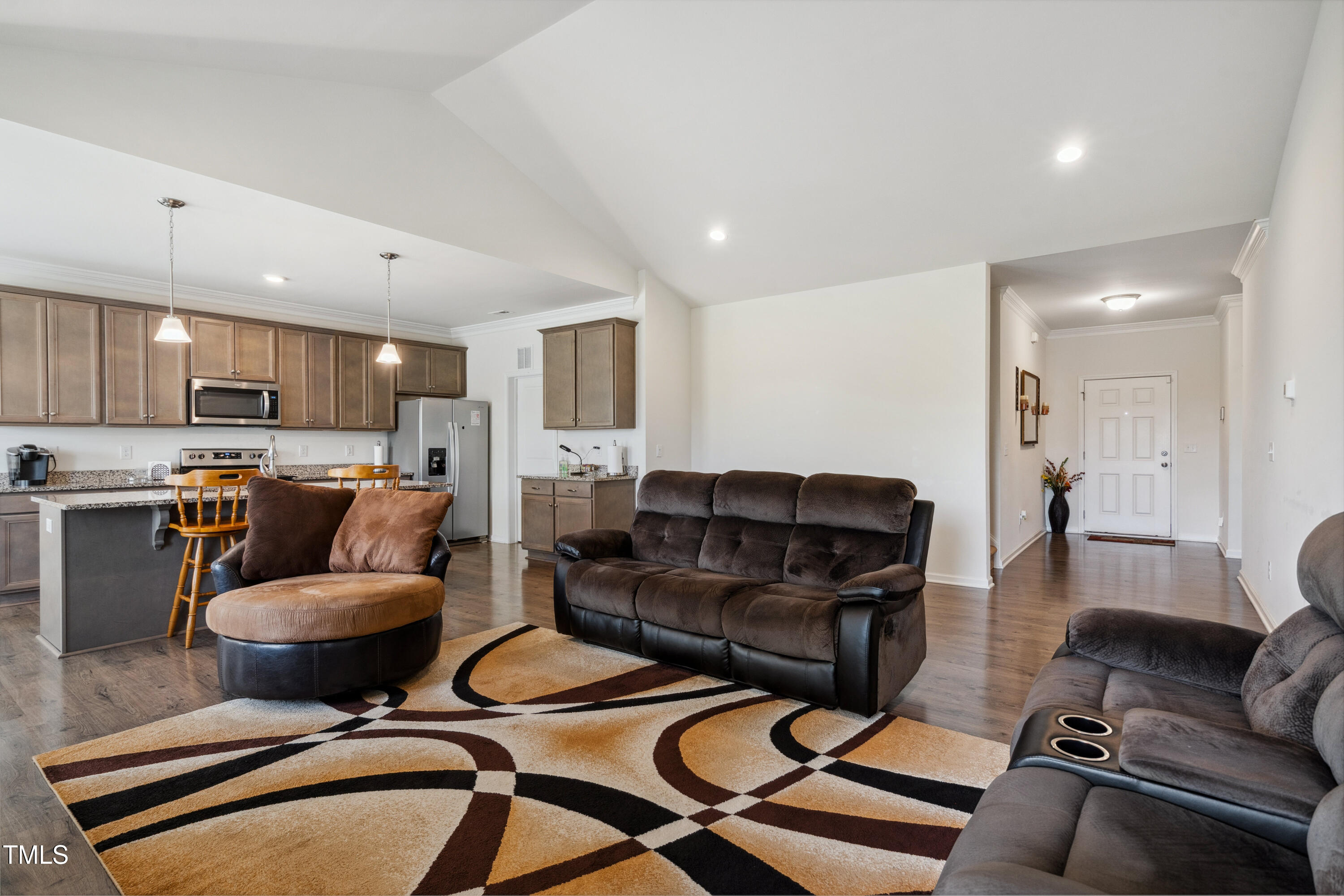 270 Oak Park Boulevard Property Photo 9