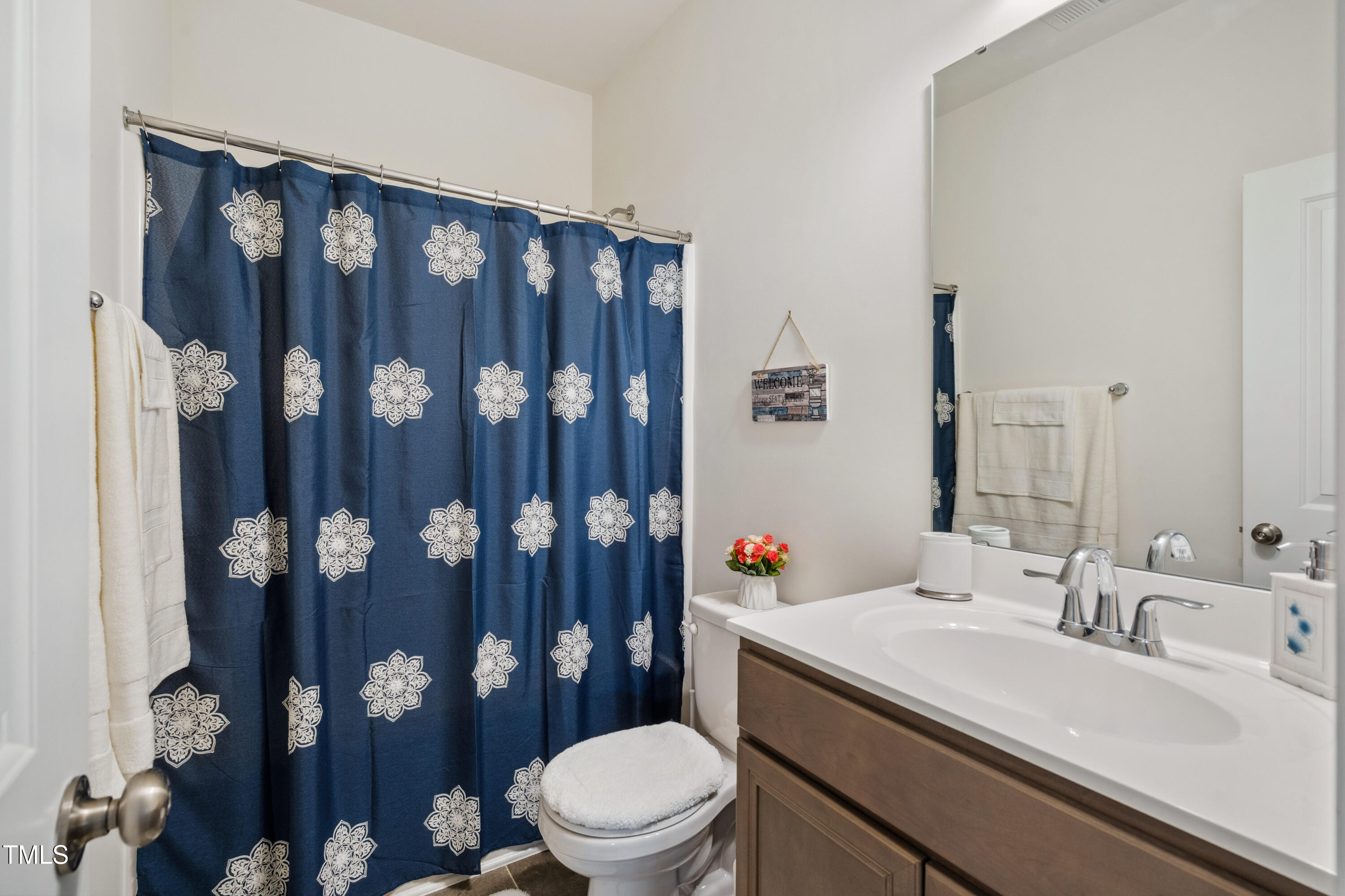 270 Oak Park Boulevard Property Photo 12