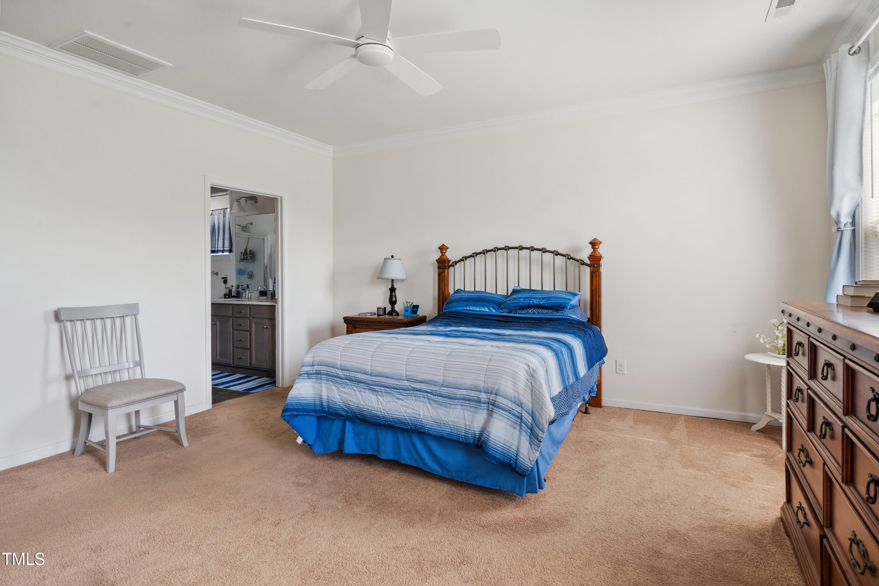 270 Oak Park Boulevard Property Photo 14