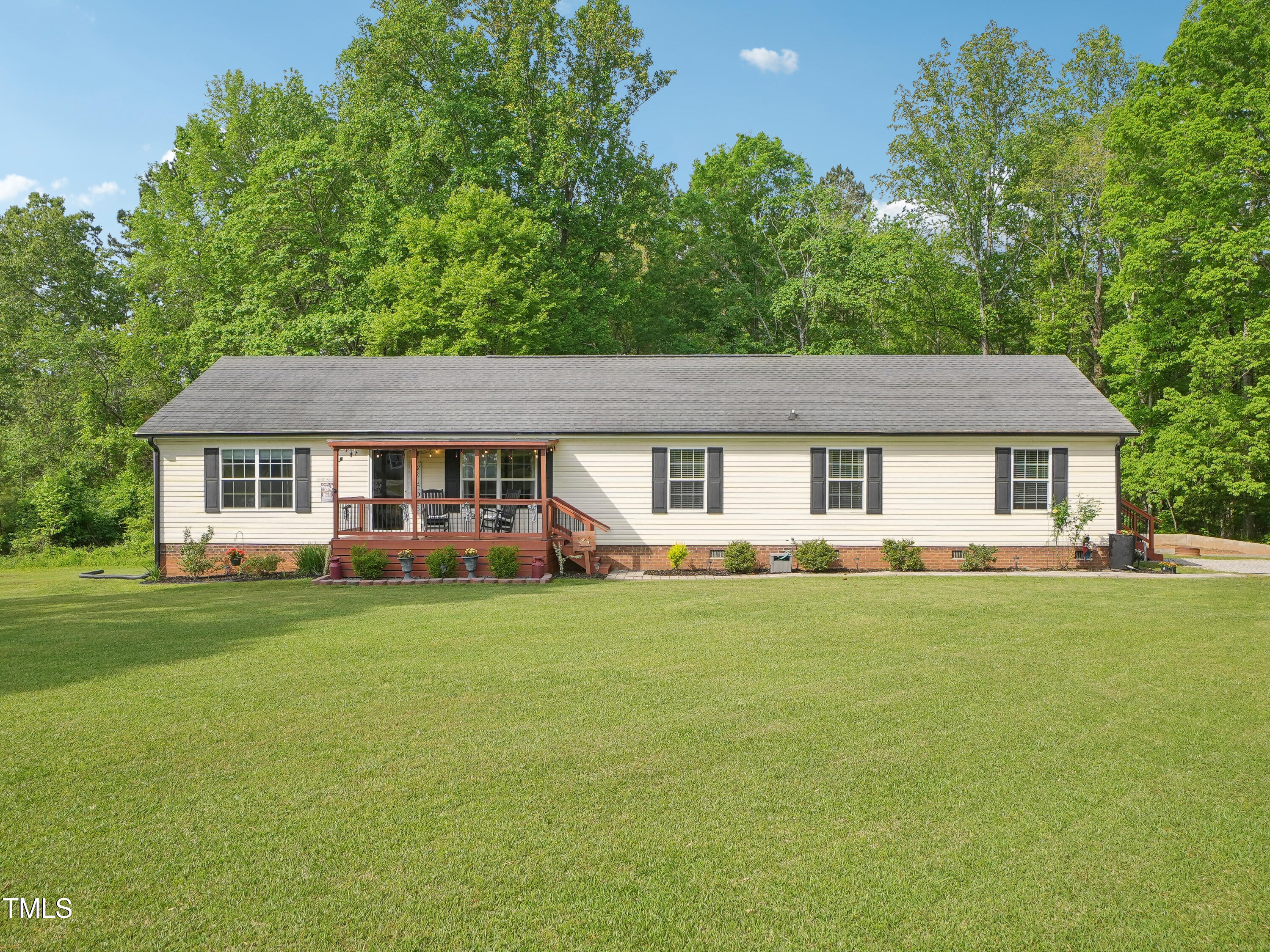 2705 Flat Rock Road Property Photo
