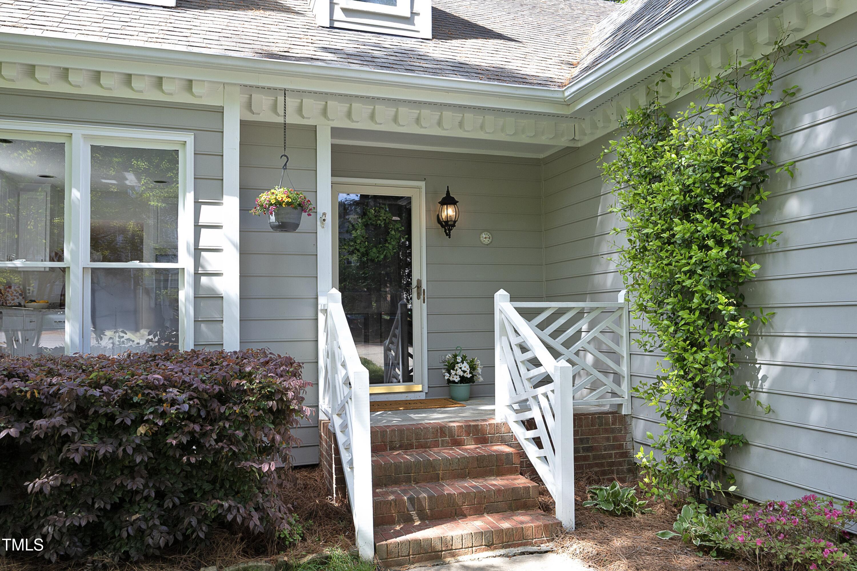 104 Silver Fox Court Property Photo
