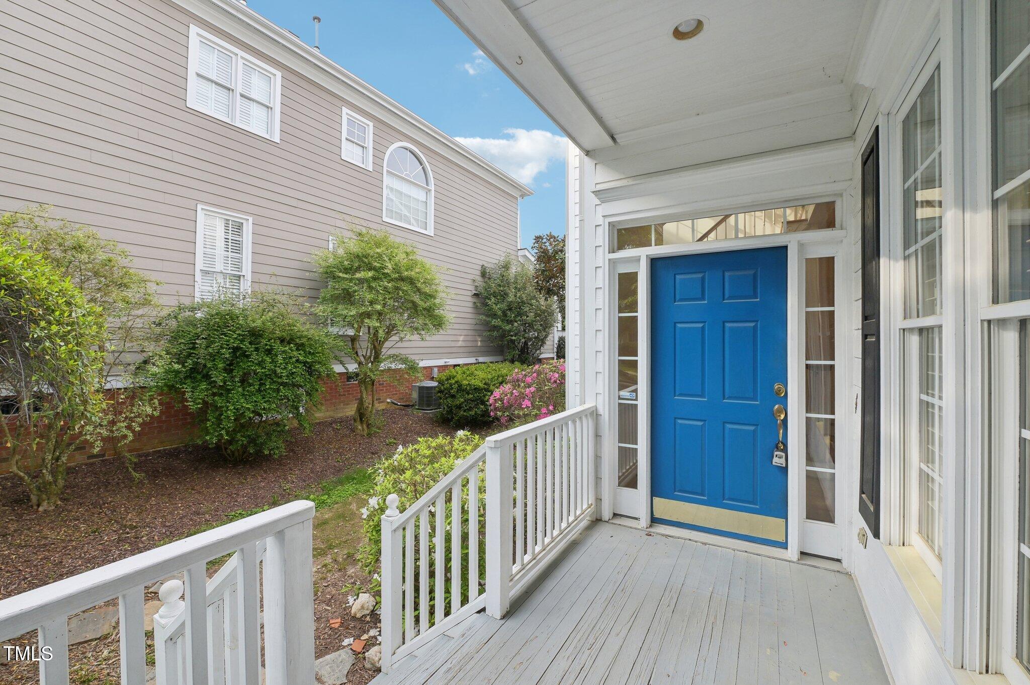 403 Brookgreen Drive Property Photo 6