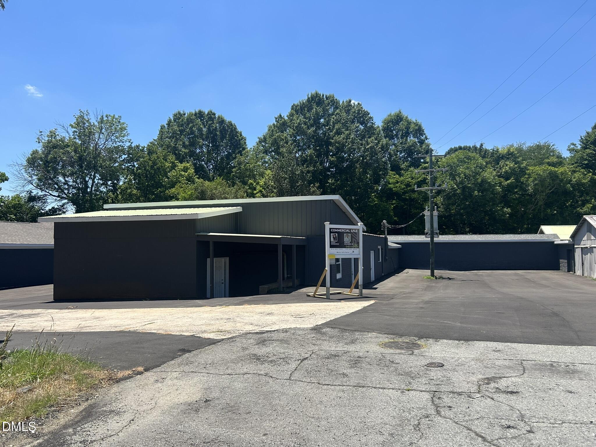300 Guthrie Street Property Photo 1