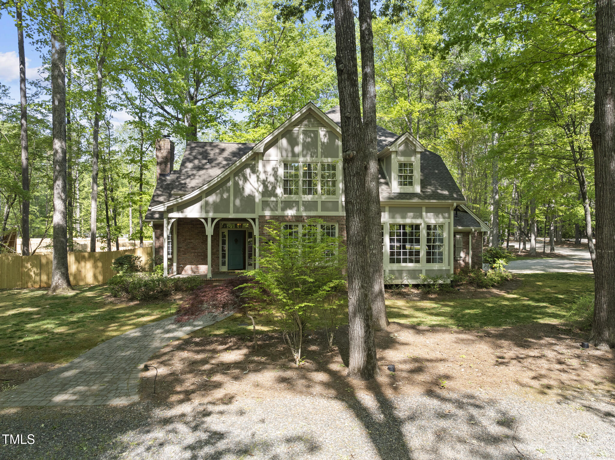 6000 Canadero Drive Property Photo 1