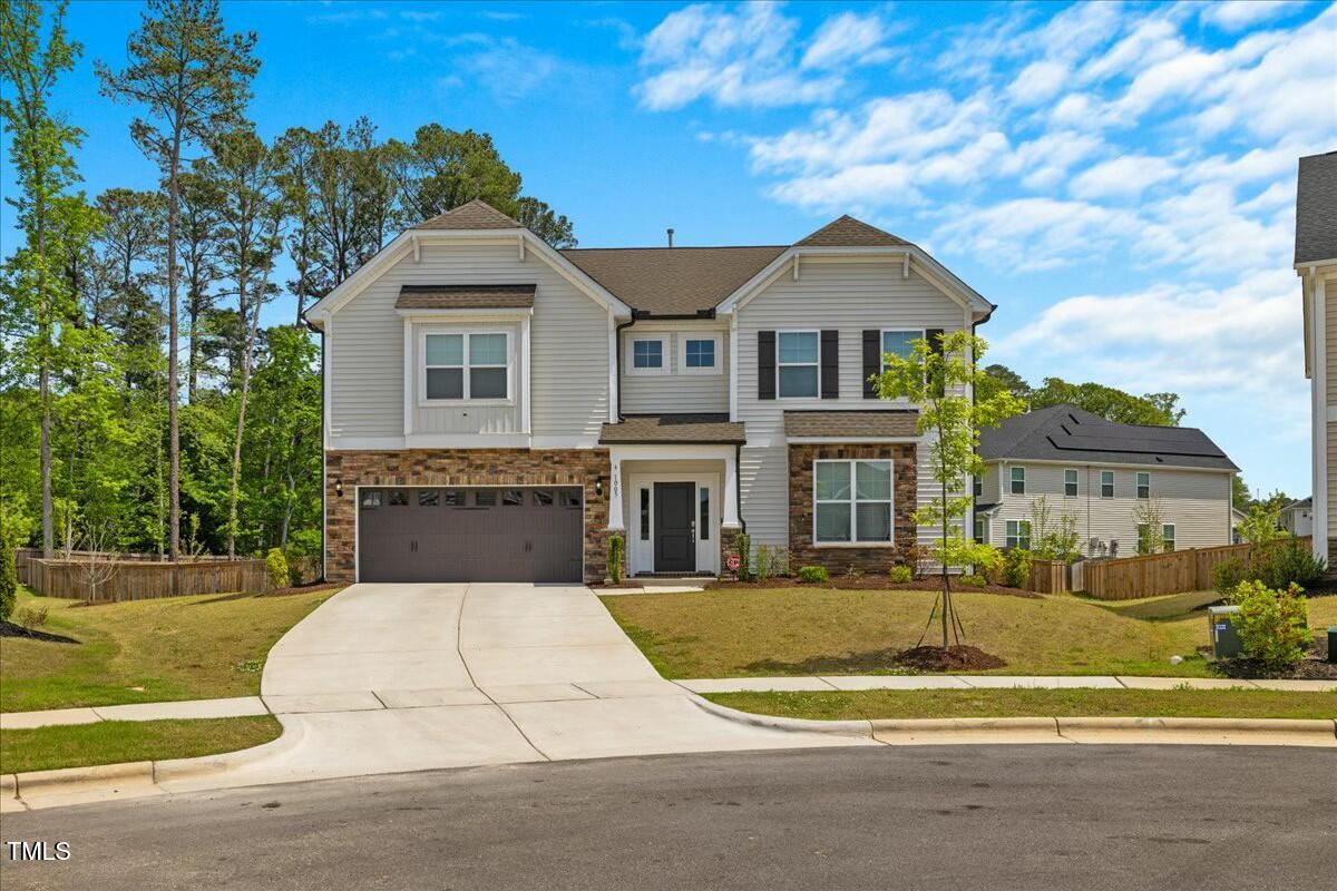 1005 Whispering Creek Court Property Photo