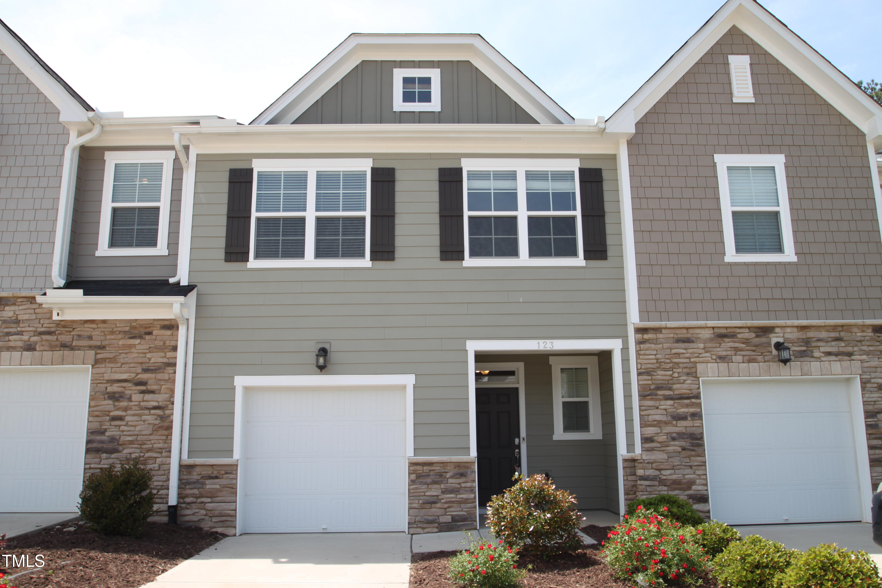 123 Hunston Drive Property Photo