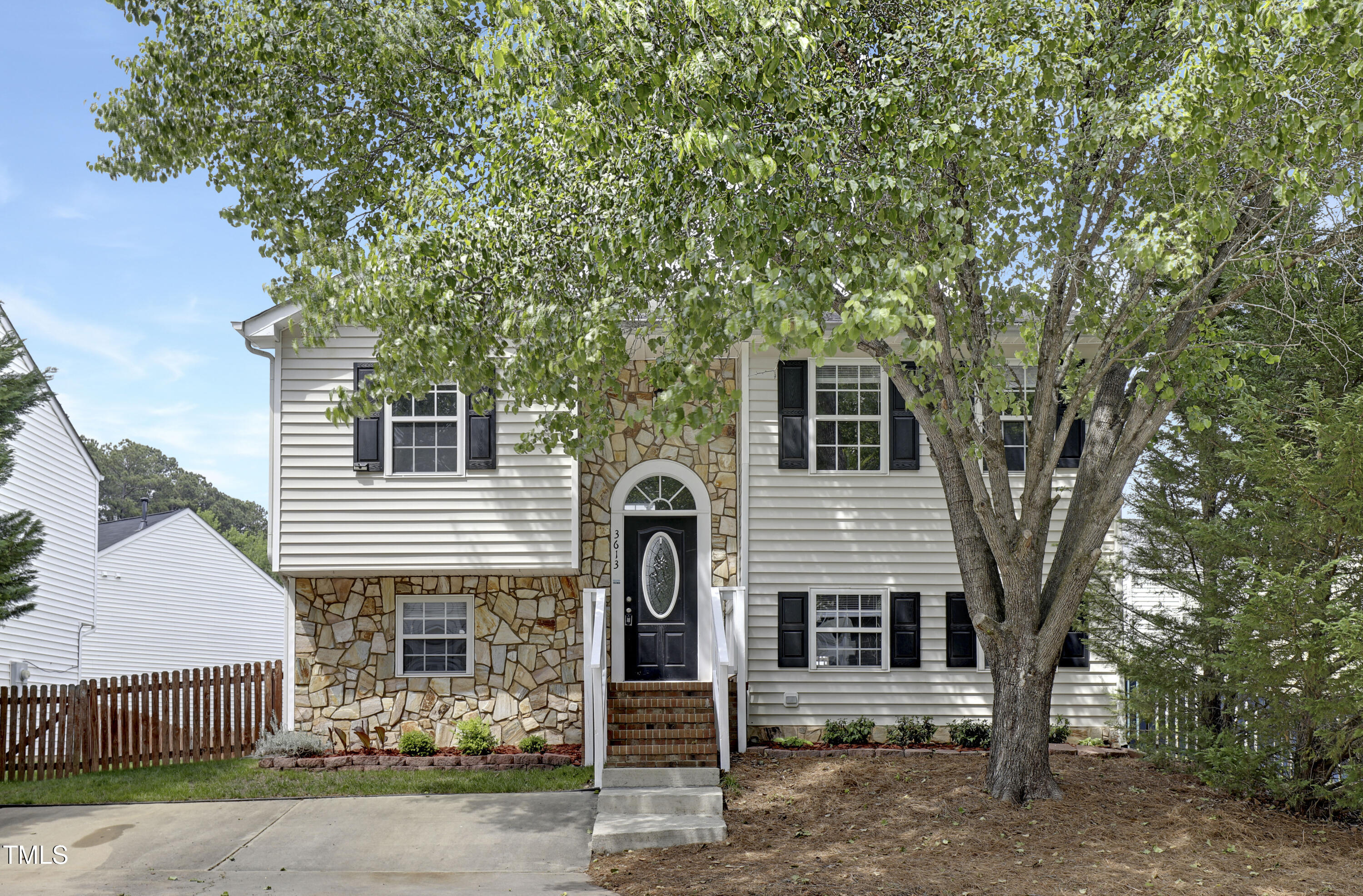 Durham Real Estate Listings Main Image