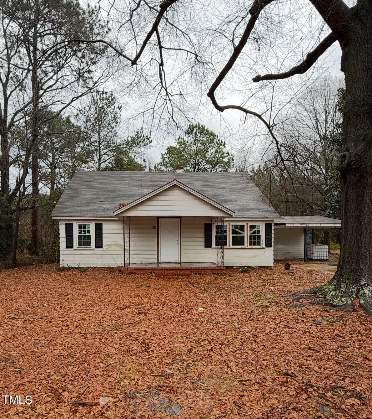 107 E Underwood Avenue Property Photo 1