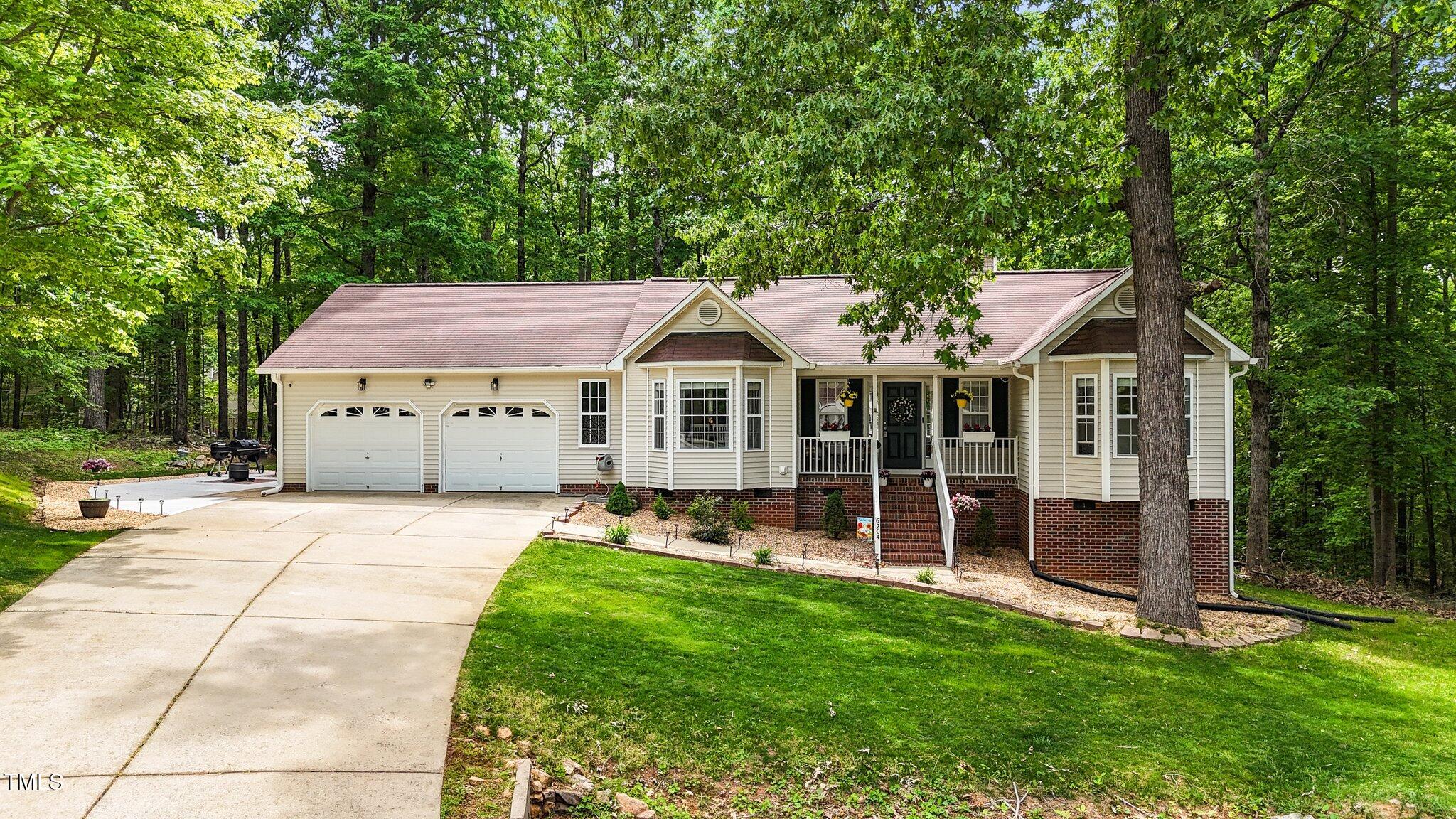 Wake- Willow Spring Real Estate Listings Main Image