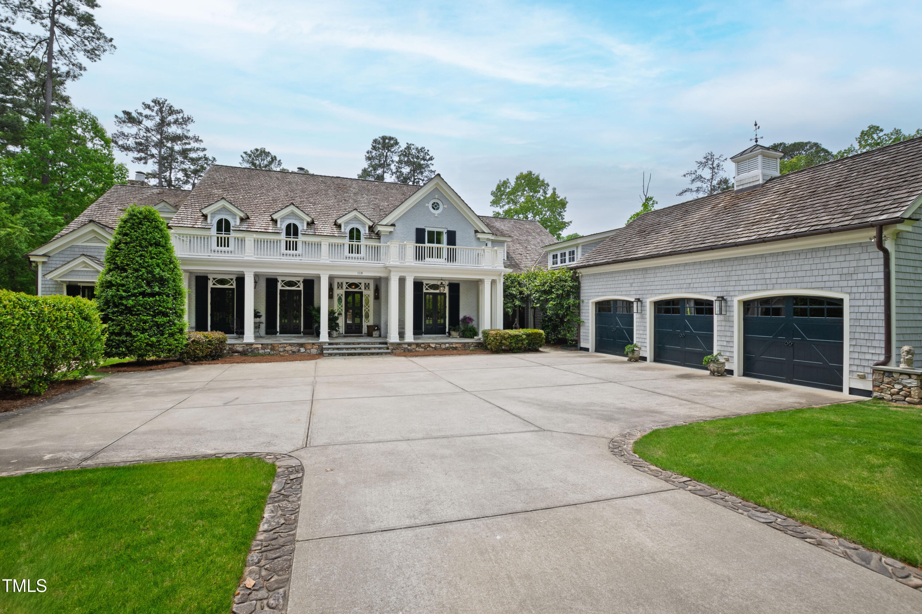 118 Duncansby Court Property Photo