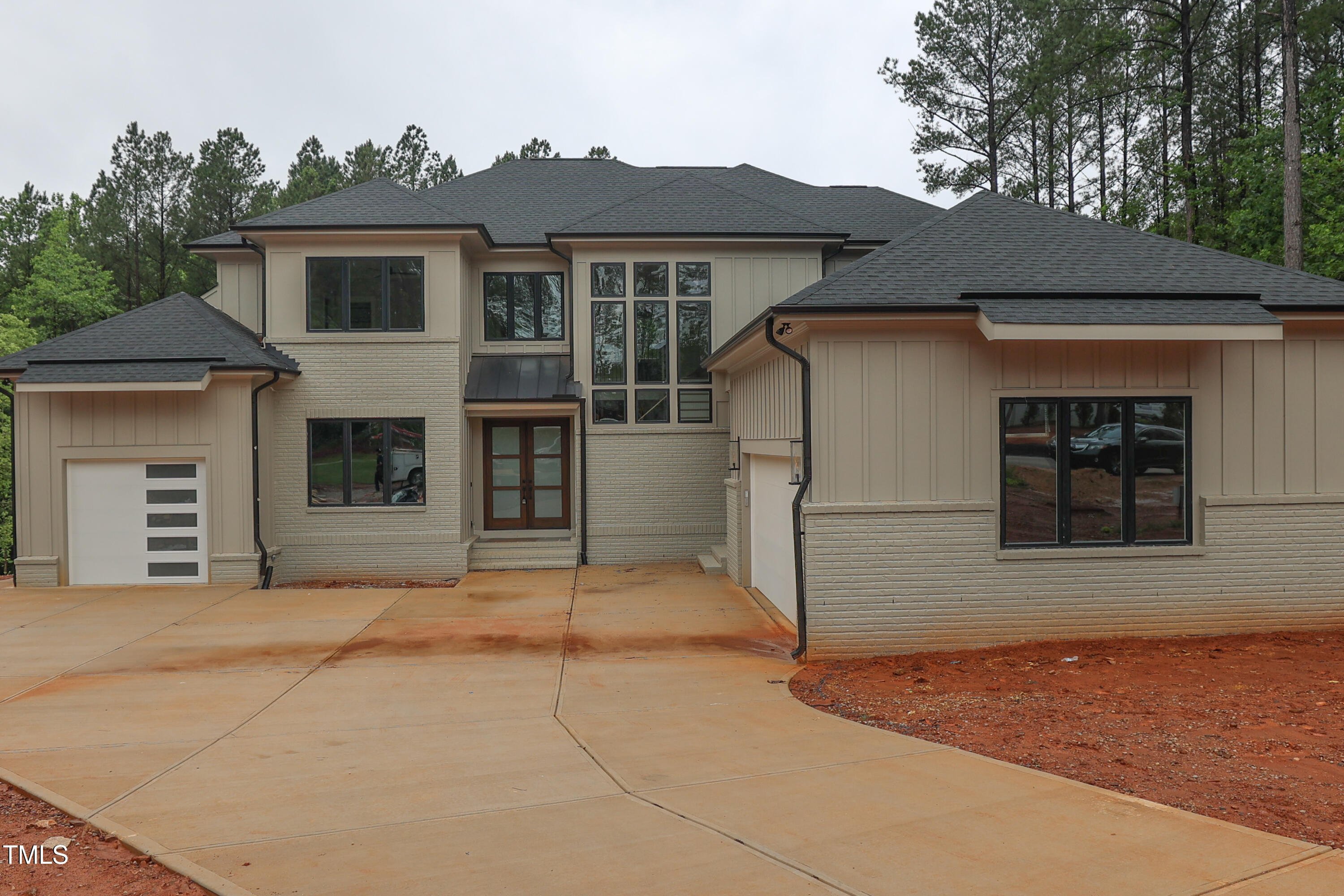 7805 Ailesbury Road Property Photo 1