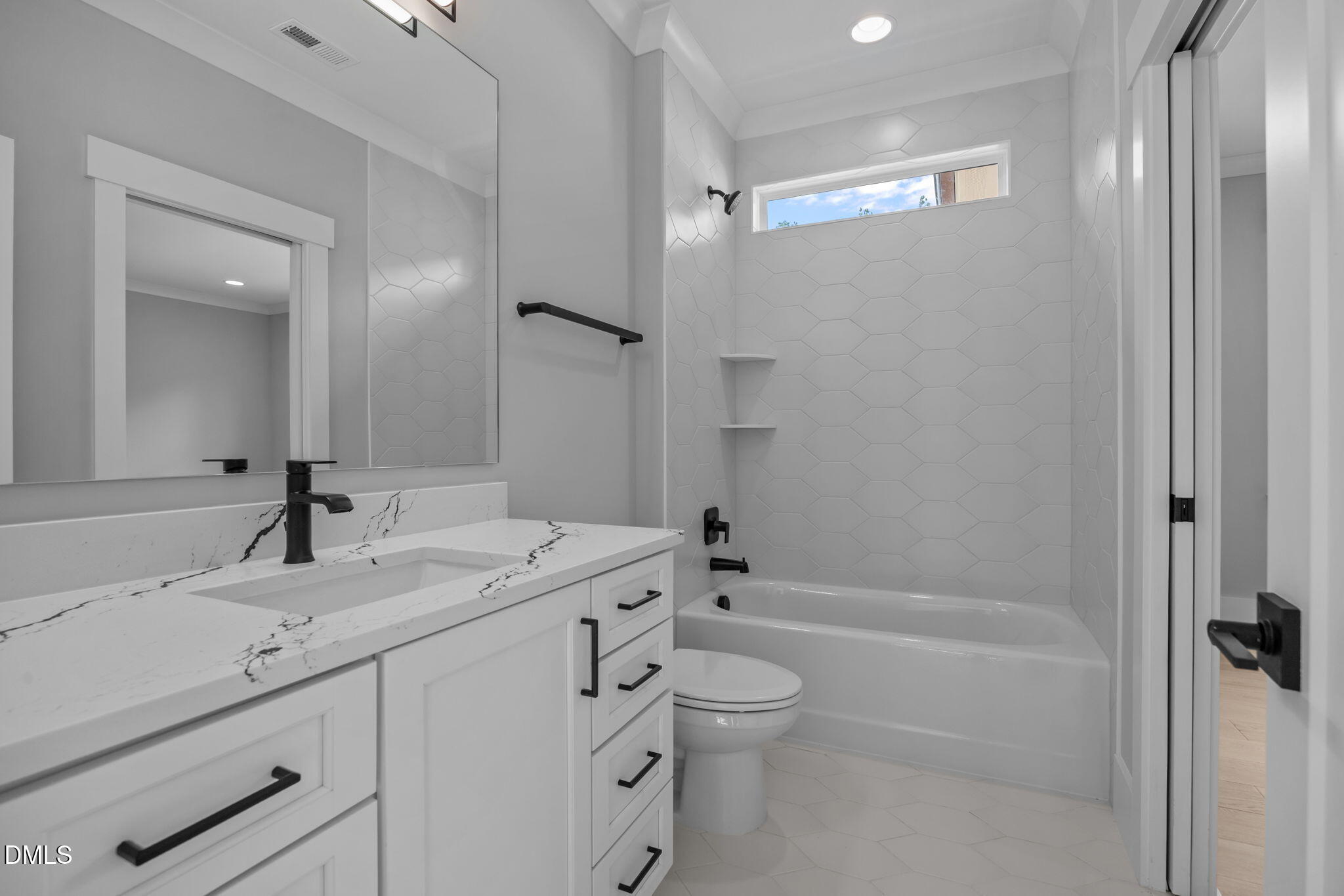7805 Ailesbury Road Property Photo 36