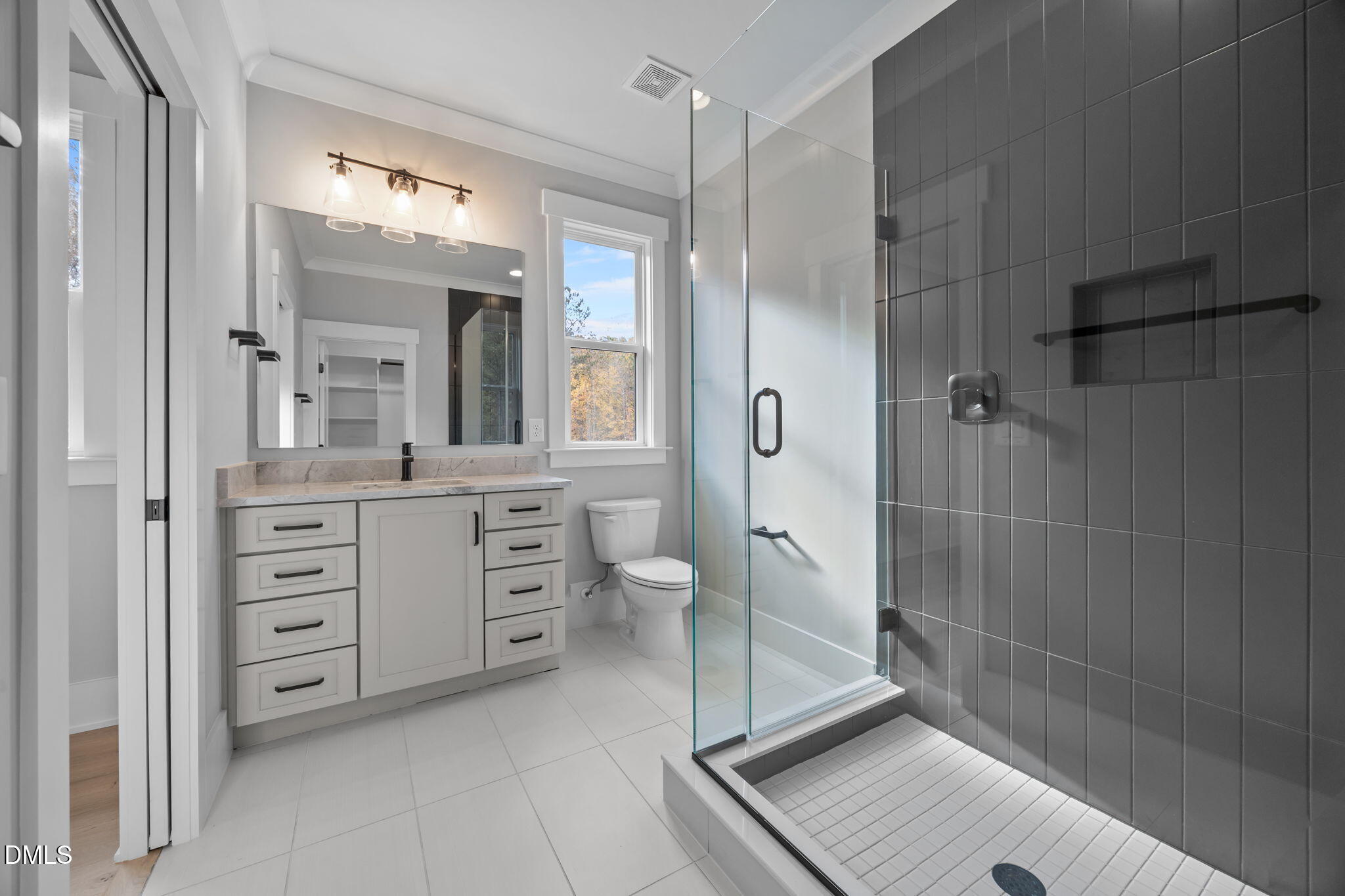7805 Ailesbury Road Property Photo 40