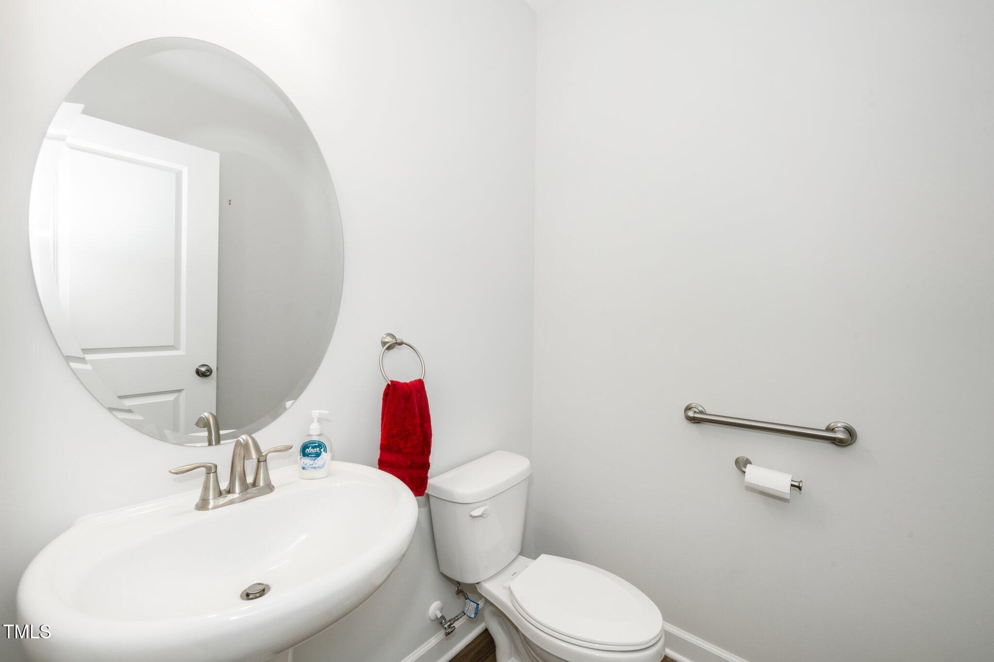 21 Fairwinds Drive Property Photo 7