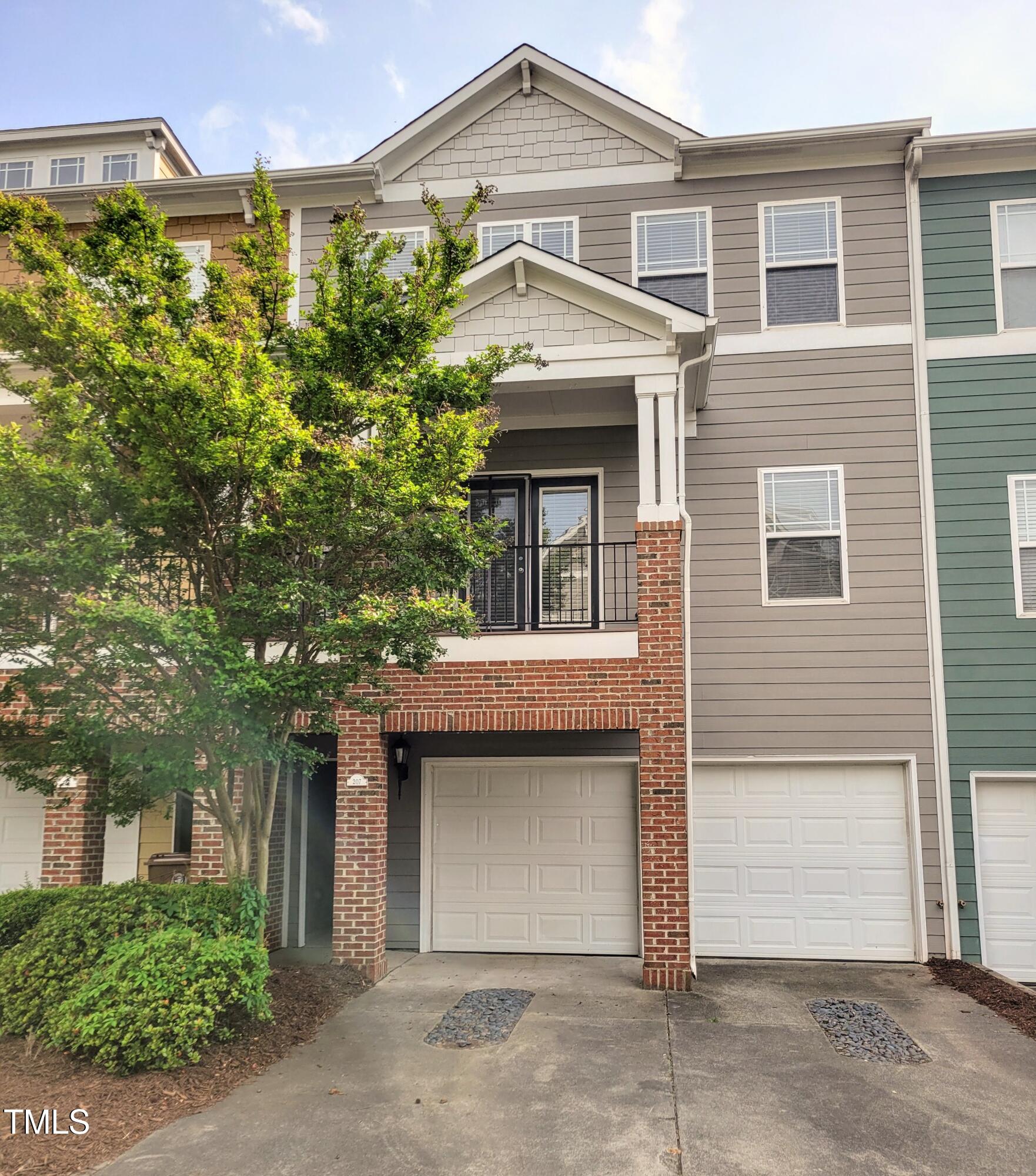 207 Broadgait Brae Road Property Photo