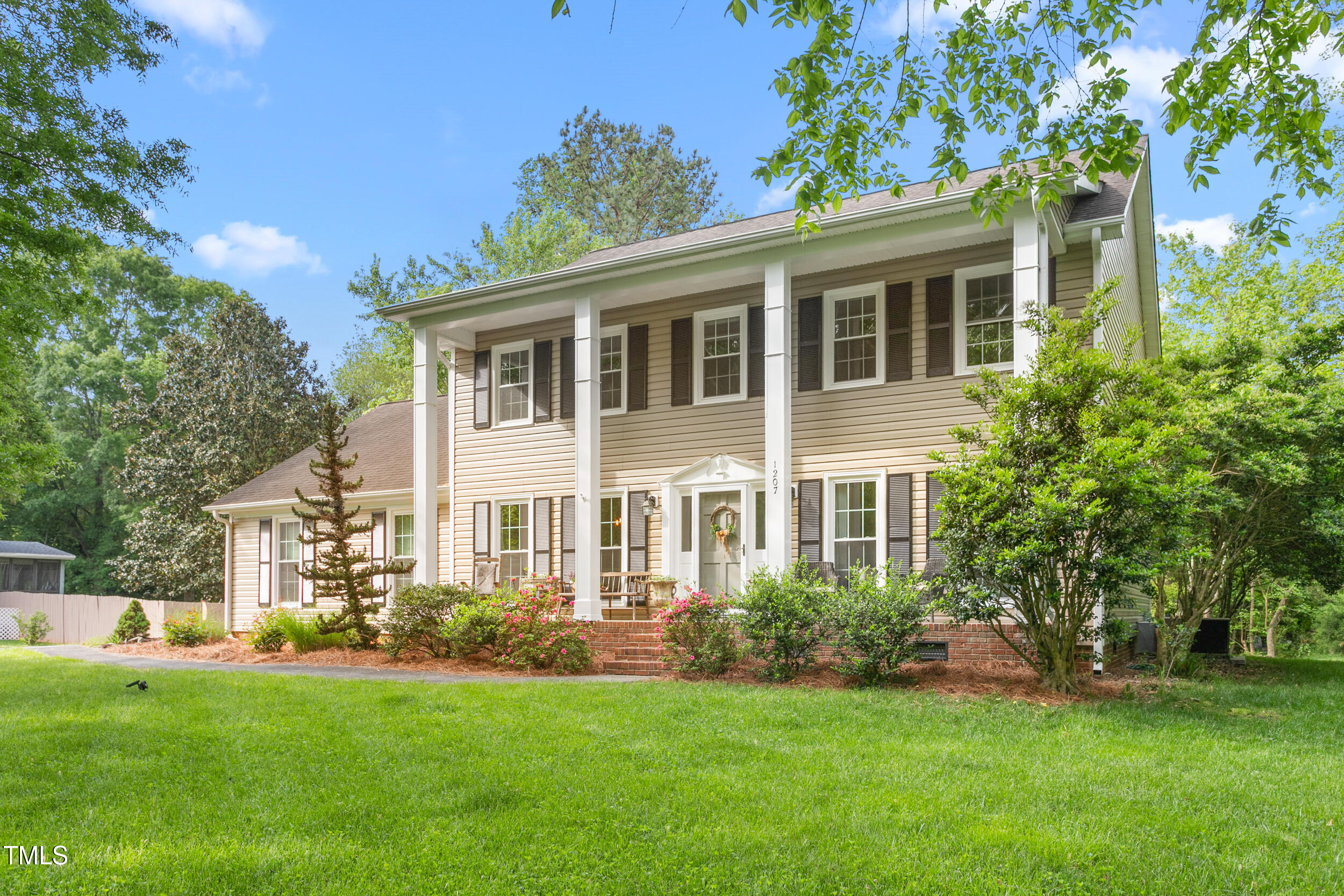 1207 Candlewood Drive Property Photo