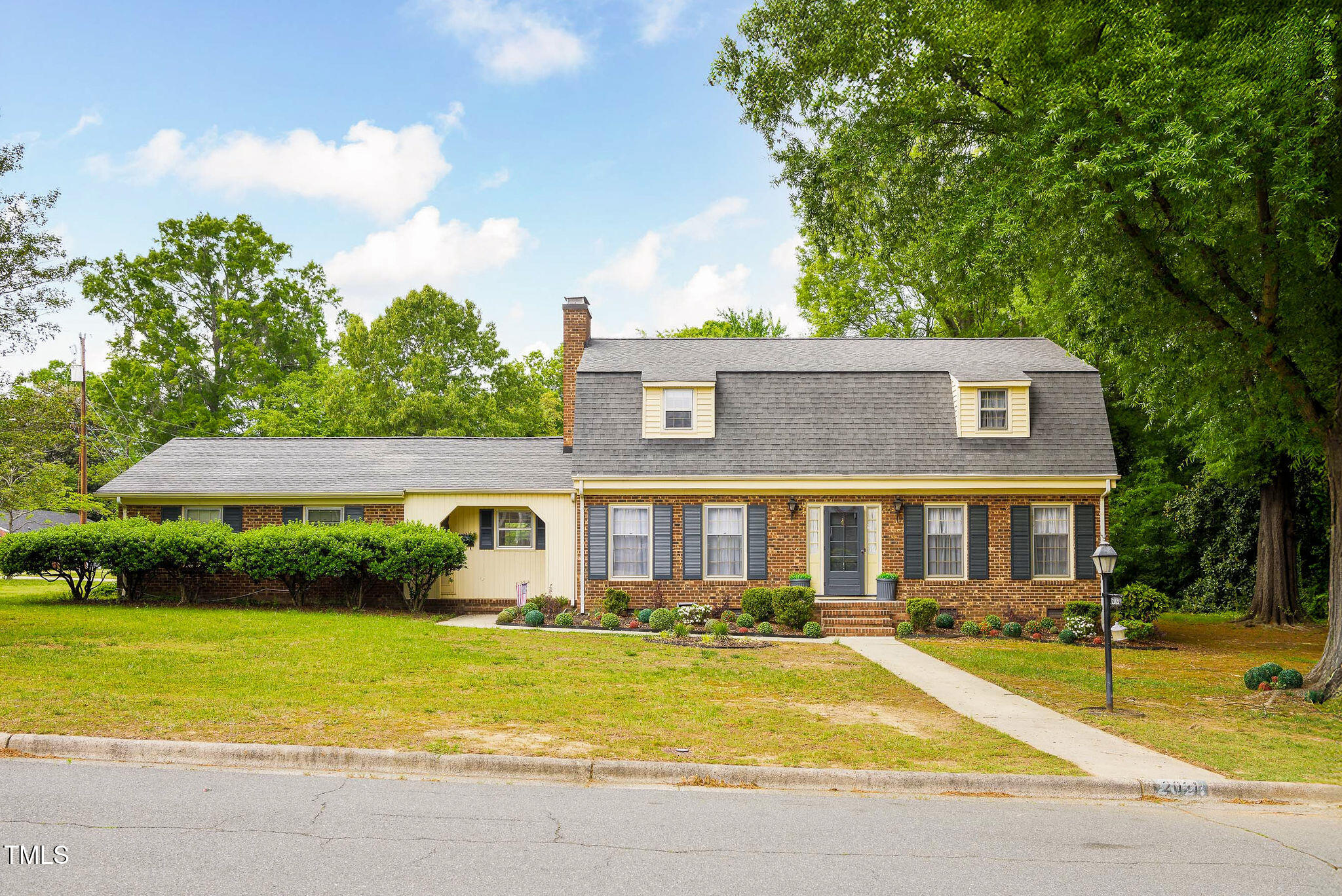 Alamance- Walter Williams Real Estate Listings Main Image