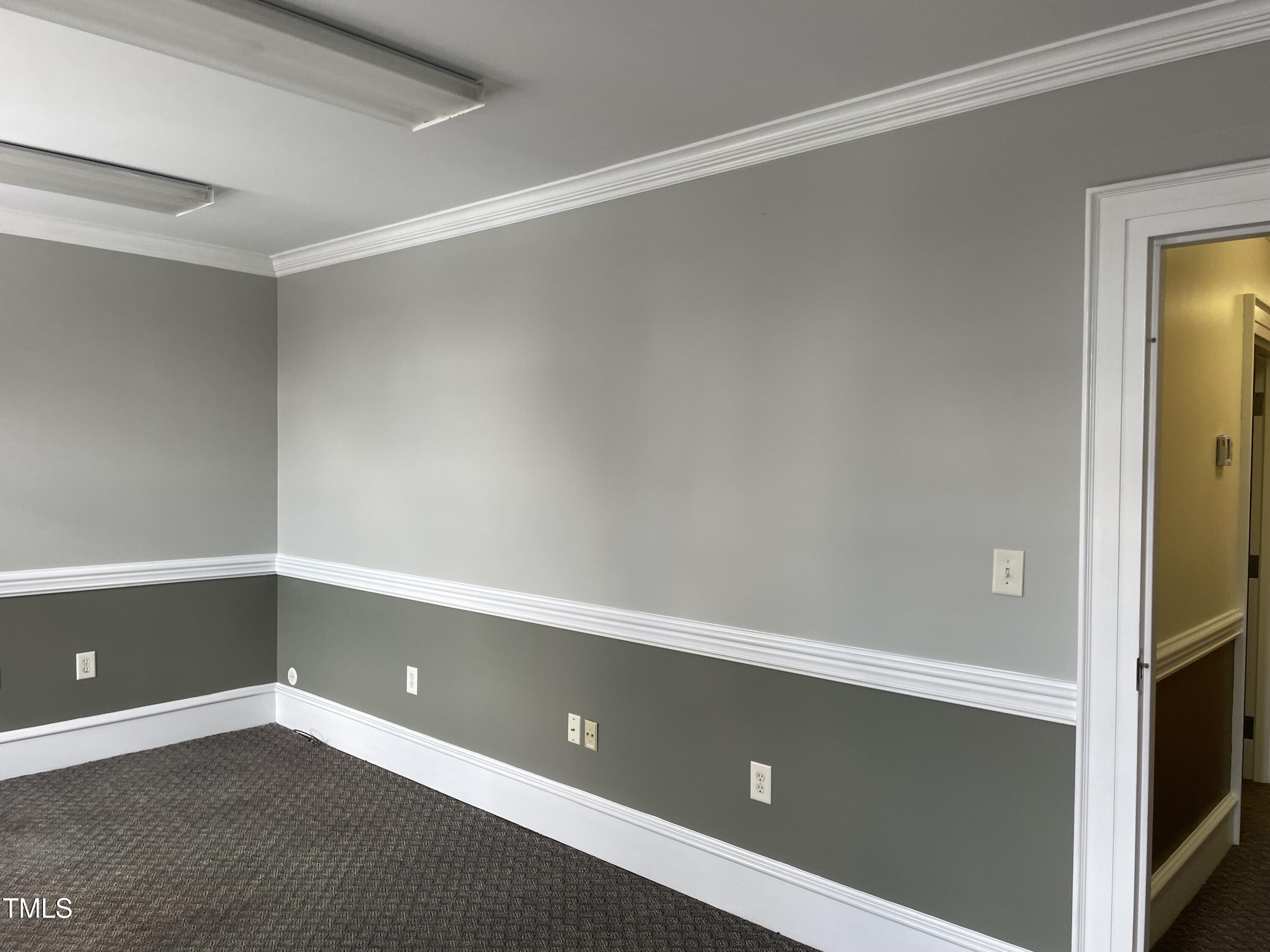 17 Se Court Square # 202 Property Photo 11