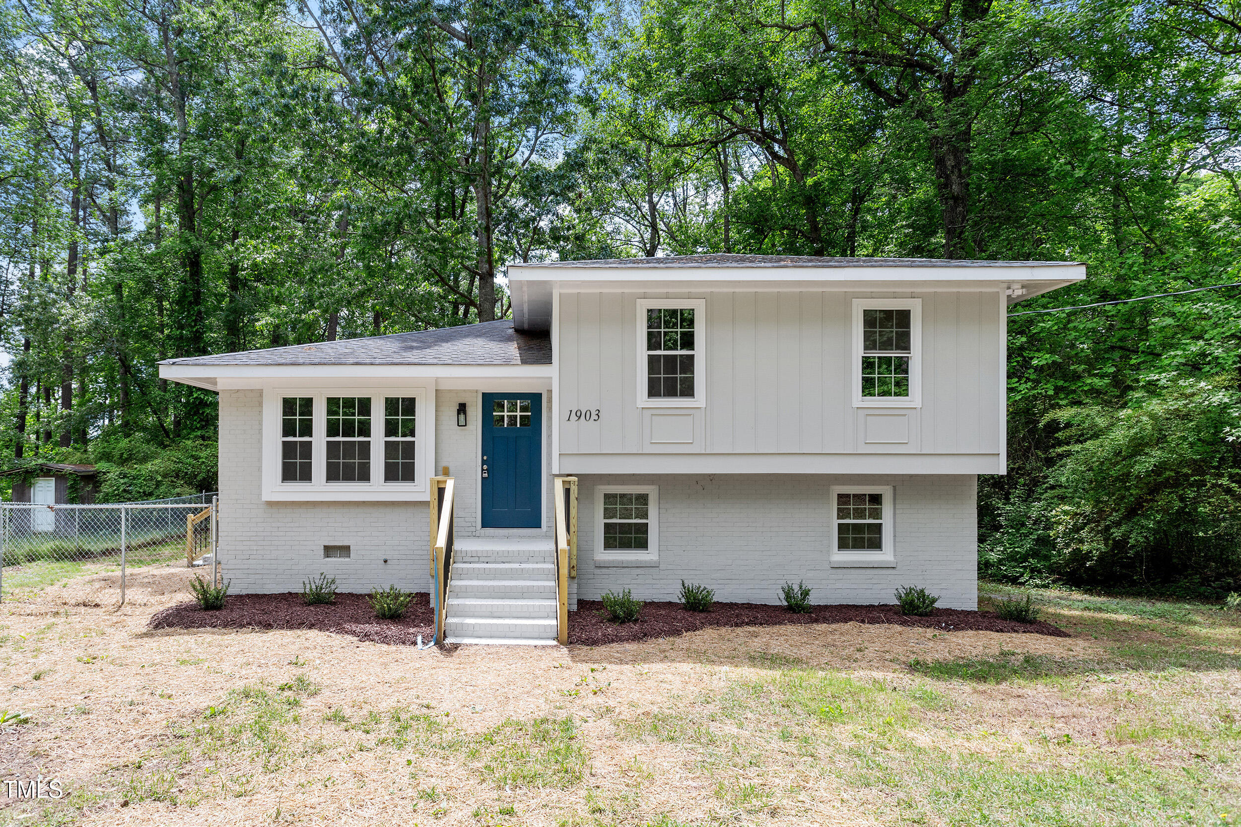 1903 Meadowbrook Street Property Photo