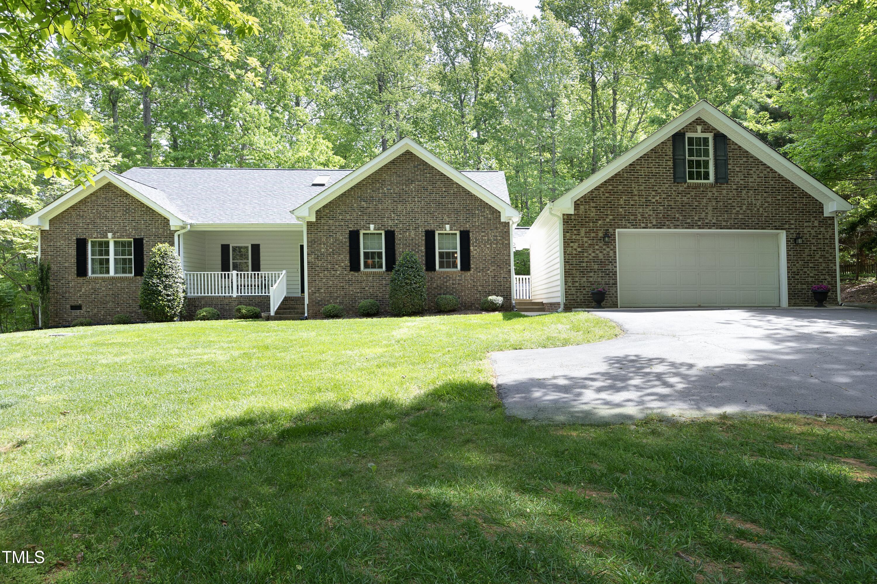 320 Delvin Lane Lane Property Photo