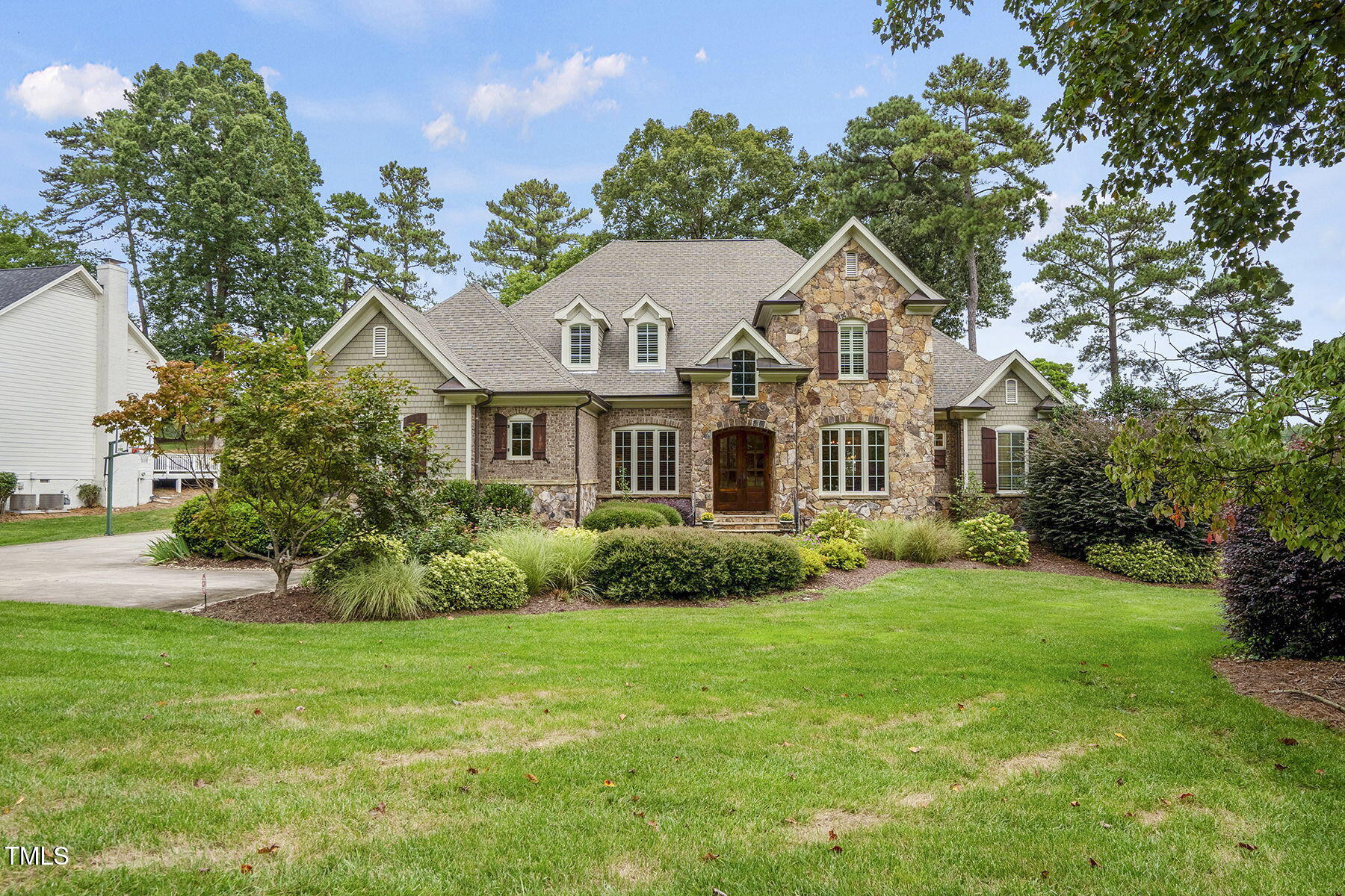 Wake- Millbrook Real Estate Listings Main Image
