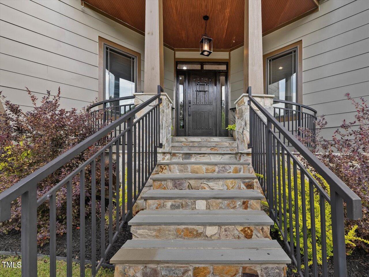 3315 Denada Path Property Photo 1