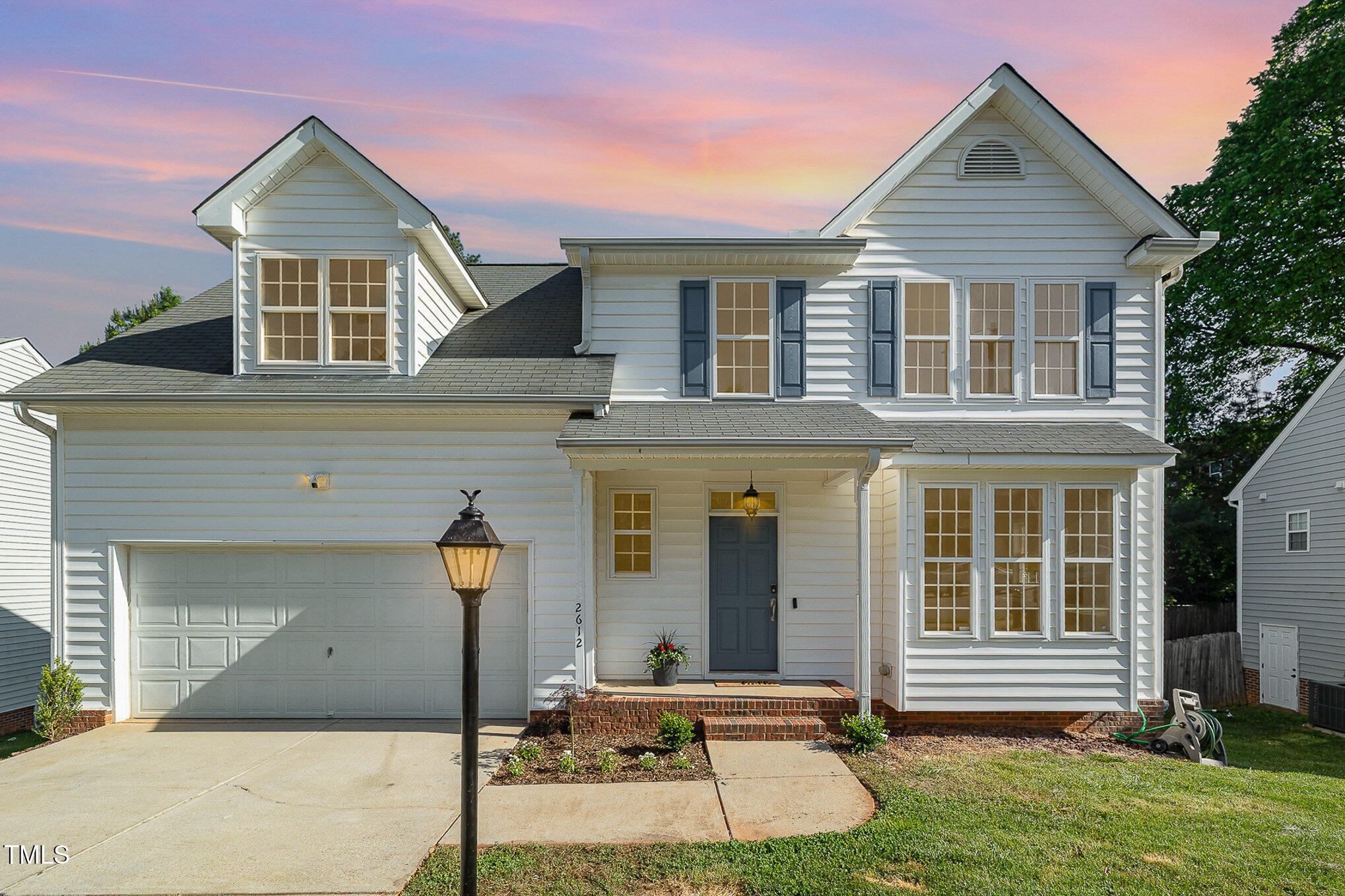 Real Estate Main Image