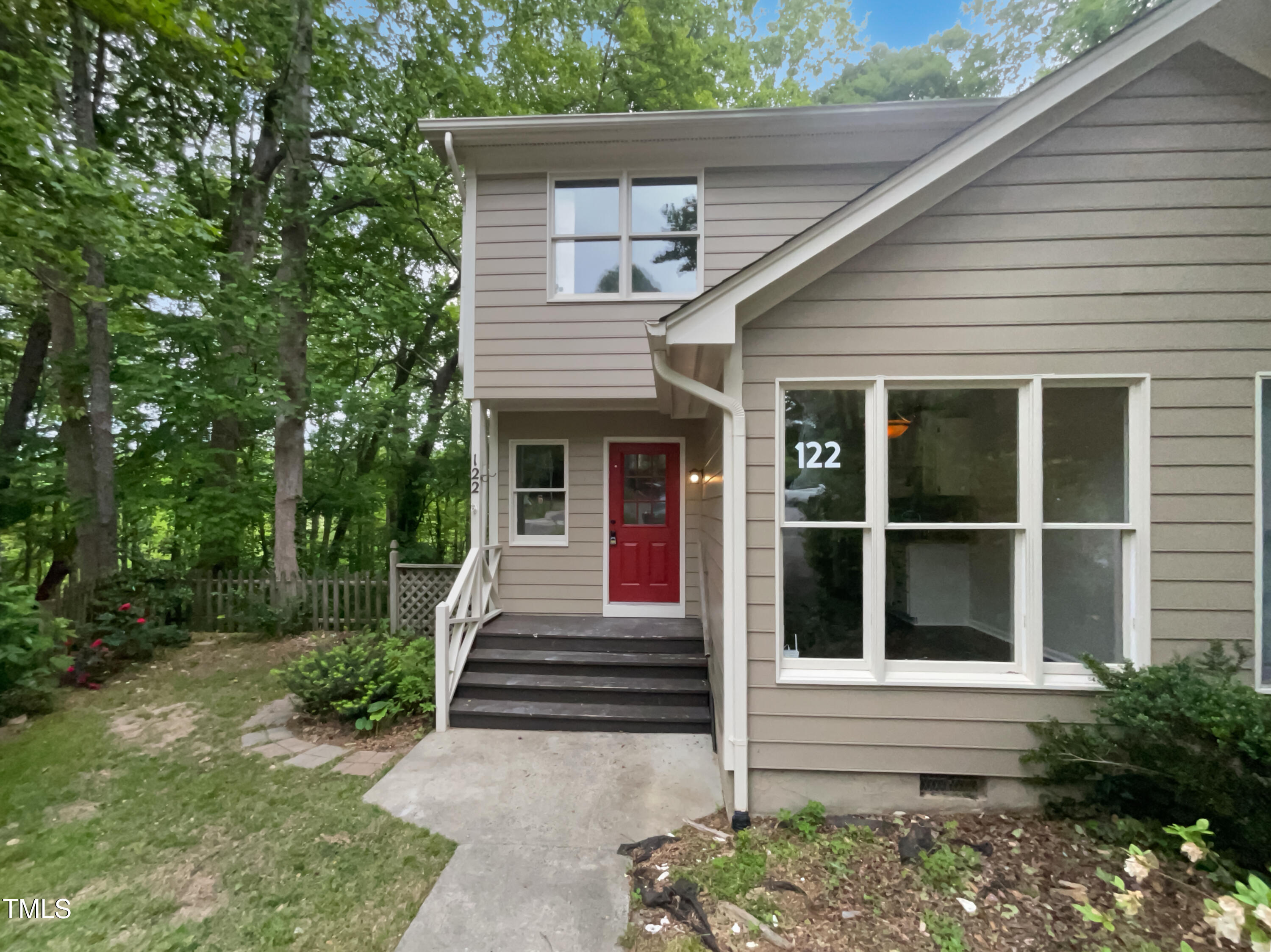 122 Mallard Court Property Photo 1