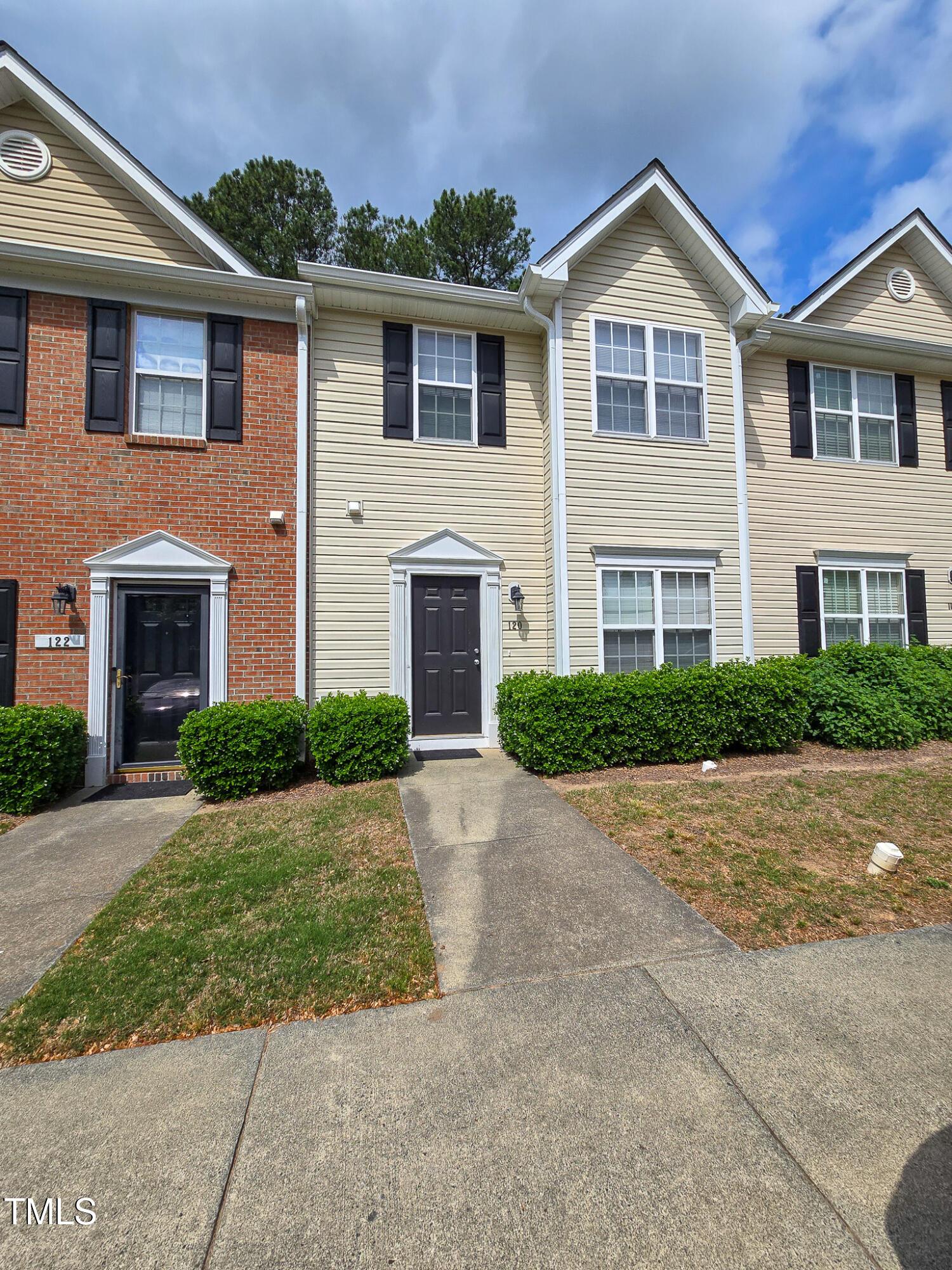120 Anterbury Drive Drive Property Photo