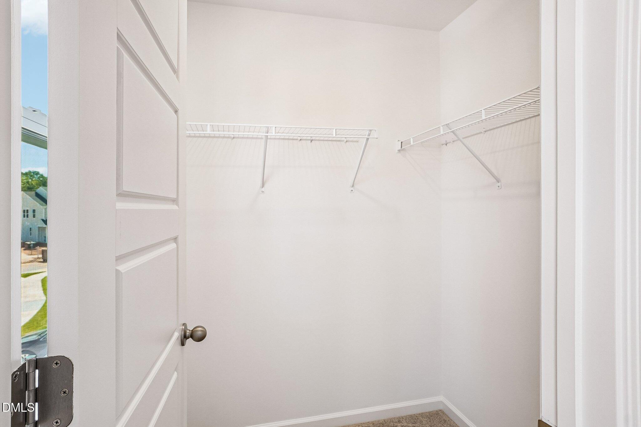 518 Sunset Lake Drive Property Photo 24
