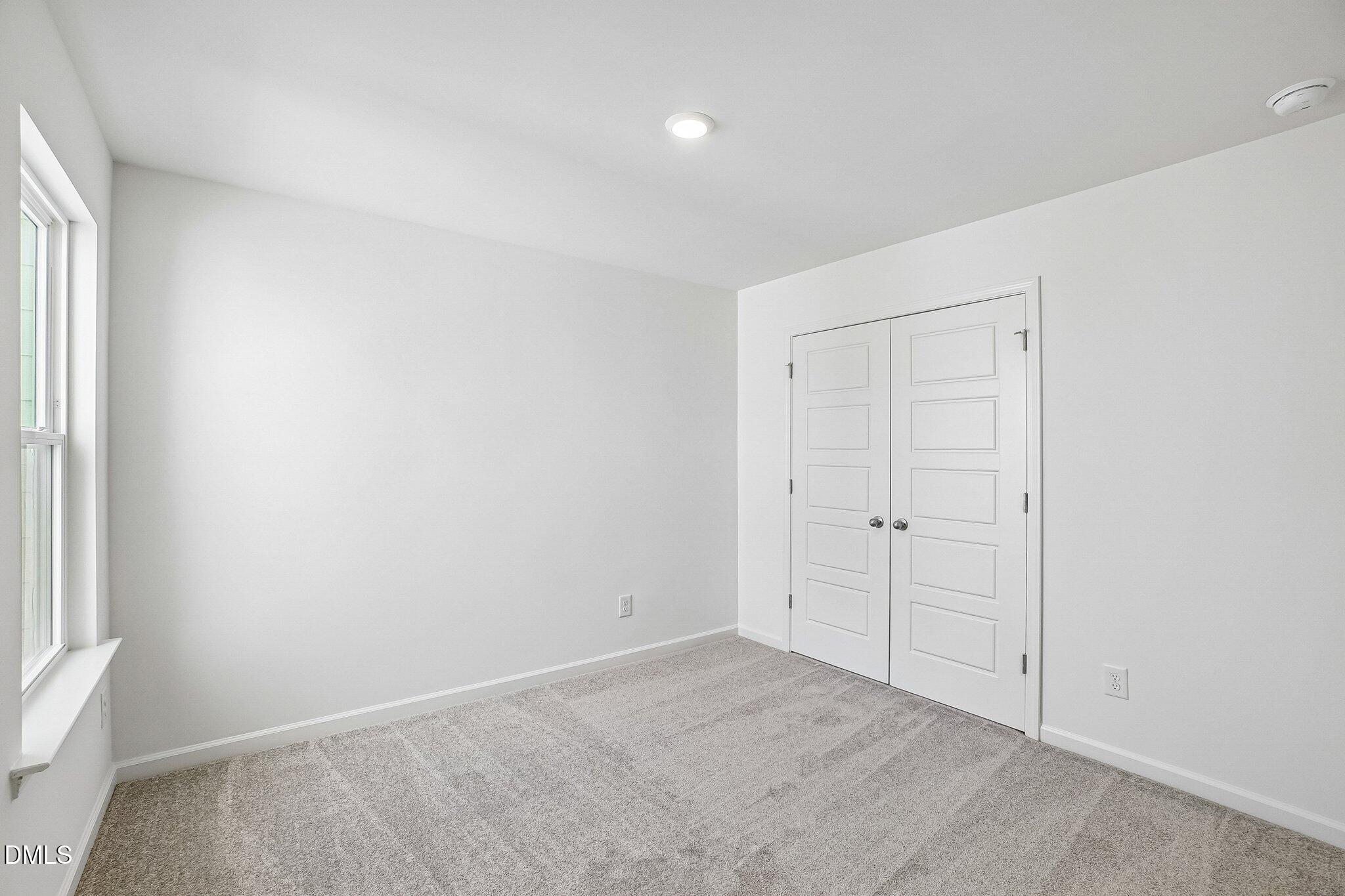 518 Sunset Lake Drive Property Photo 26