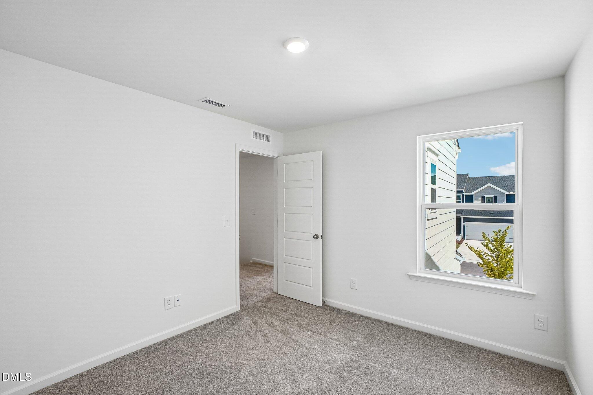 518 Sunset Lake Drive Property Photo 27