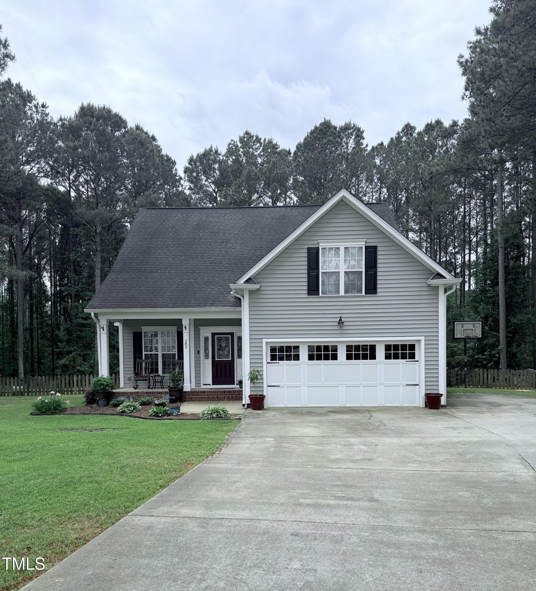 282 W Thicket Drive Property Photo