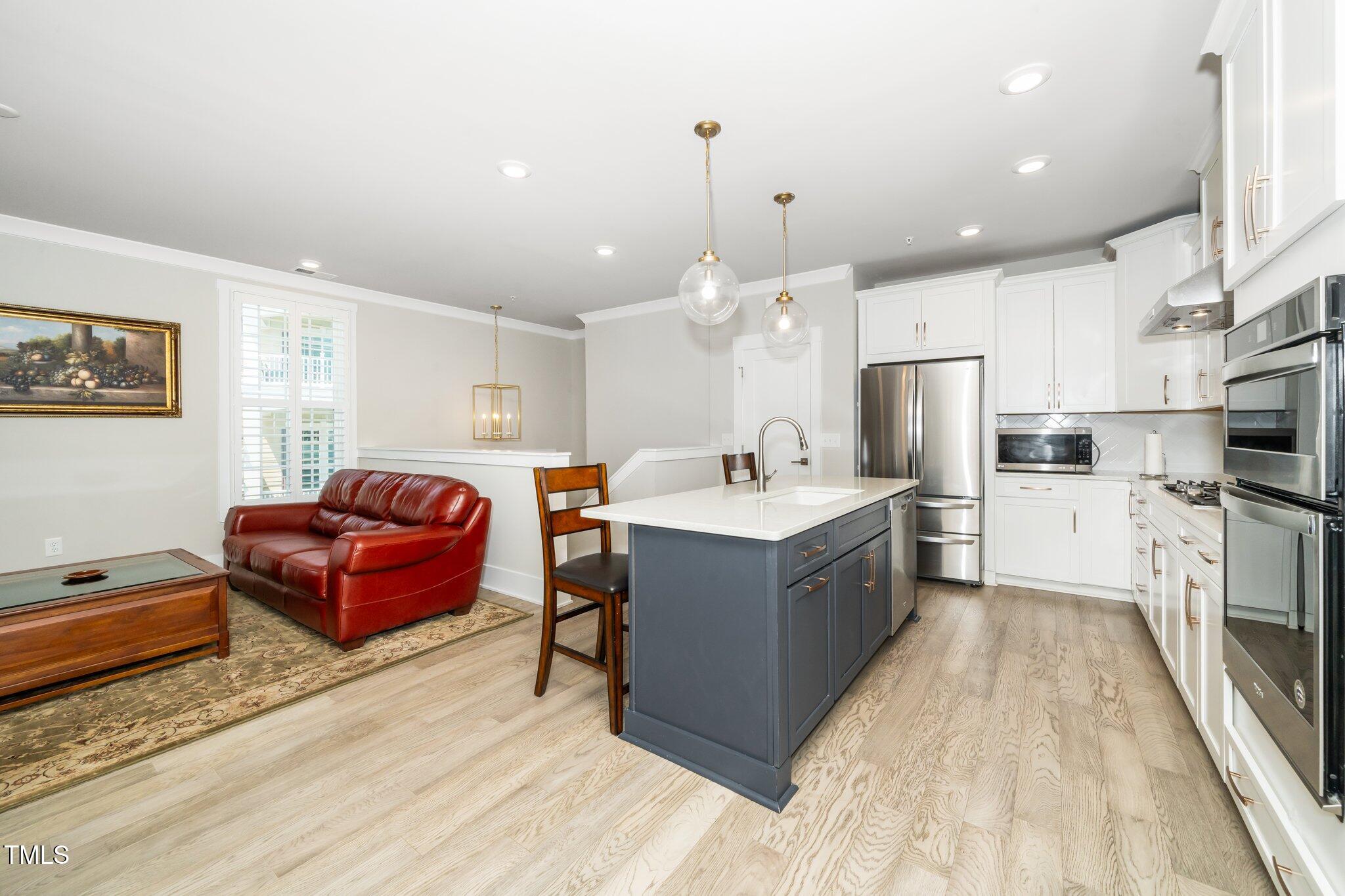 10530 Sablewood Drive 112 Property Photo 11